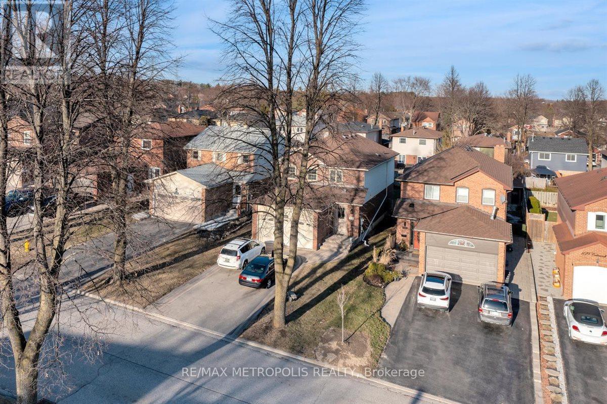 Property at 1125 CEDARCROFT CRESCENT image 1