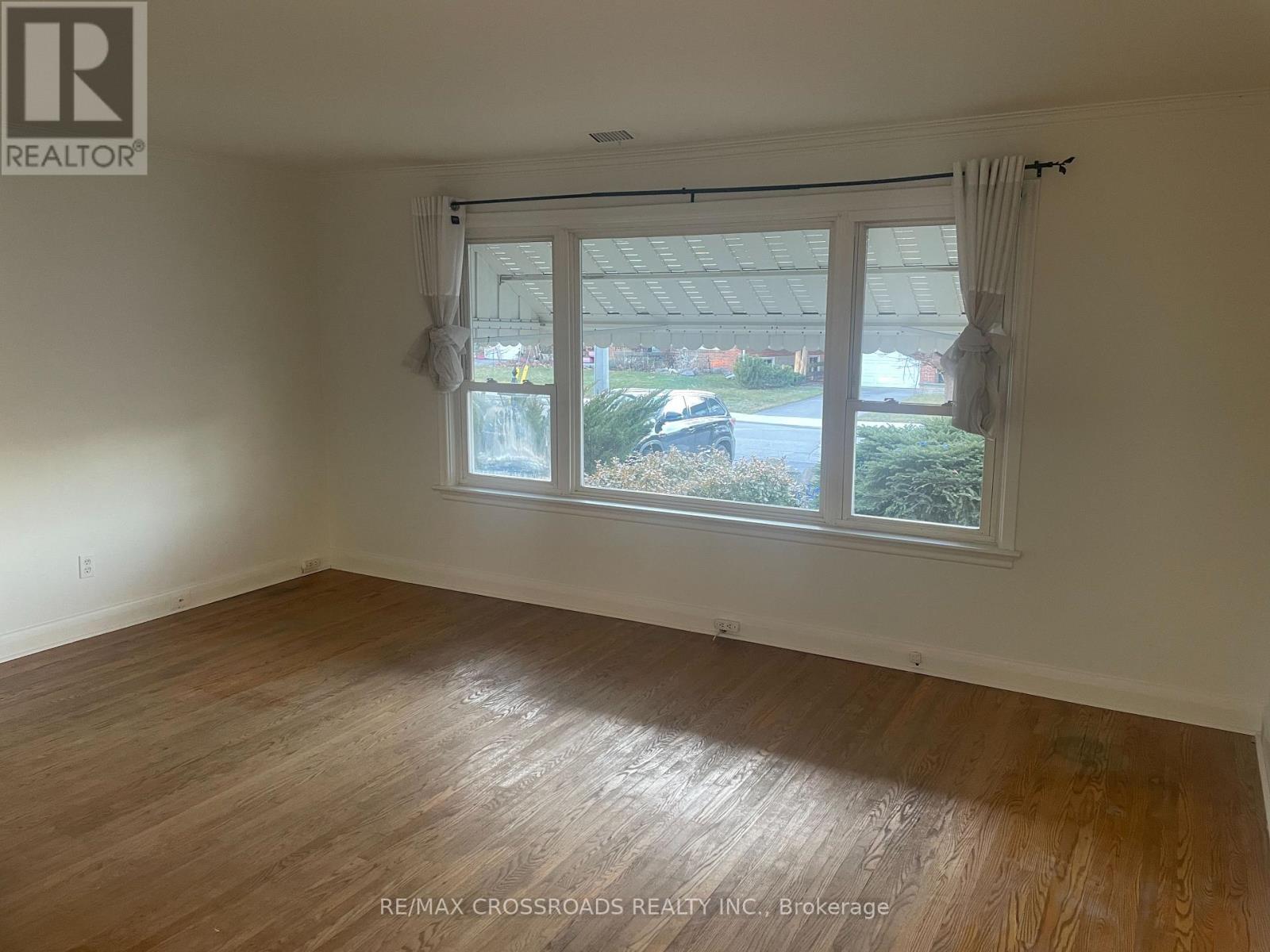 65 Notley Place, Toronto, Ontario  M4B 2M9 - Photo 3 - E12127781