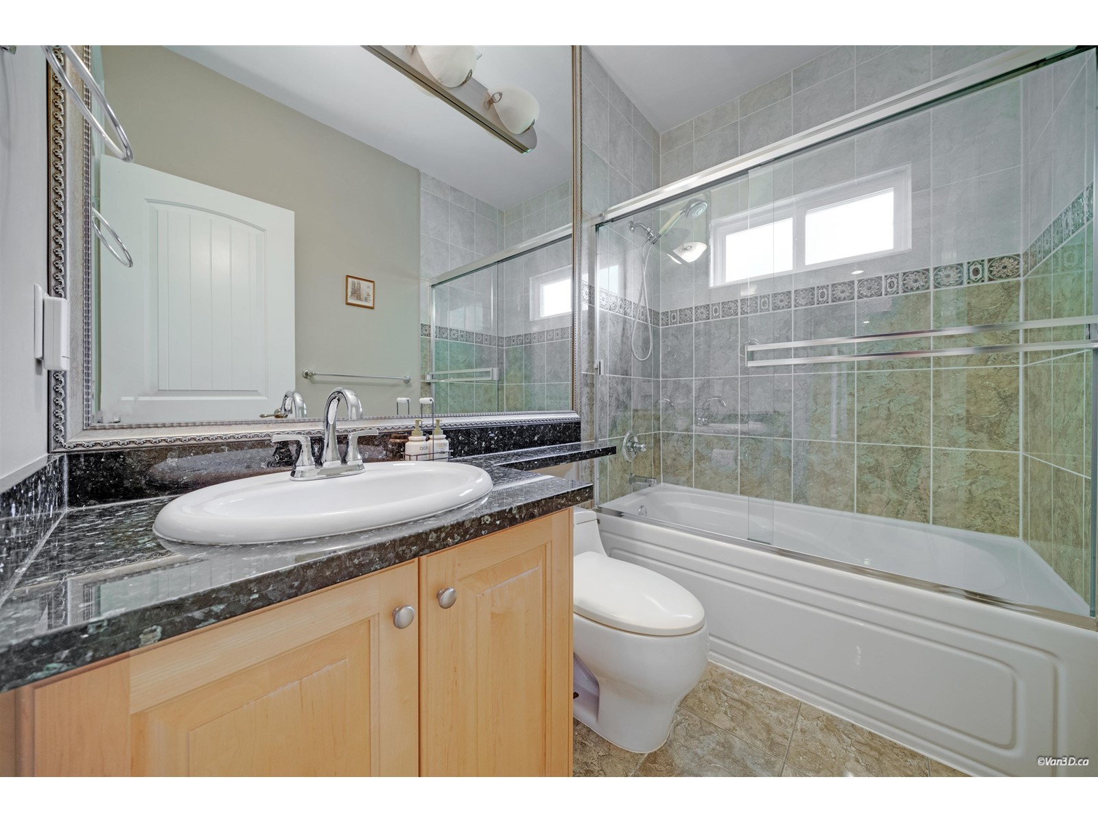 2255 135a Street, Surrey, British Columbia  V4A 9V2 - Photo 30 - R2989450
