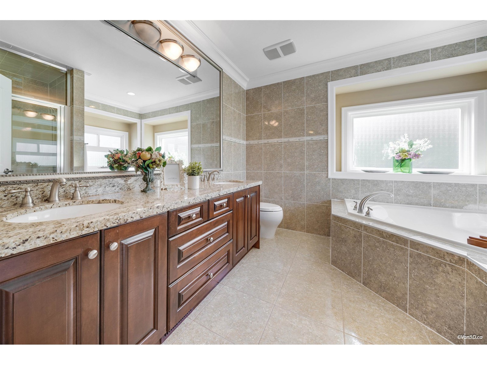 2255 135a Street, Surrey, British Columbia  V4A 9V2 - Photo 27 - R2989450
