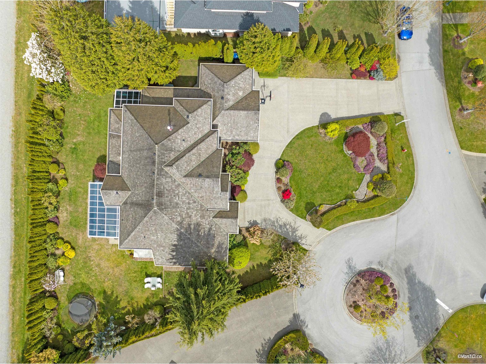 2255 135a Street, Surrey, British Columbia  V4A 9V2 - Photo 2 - R2989450