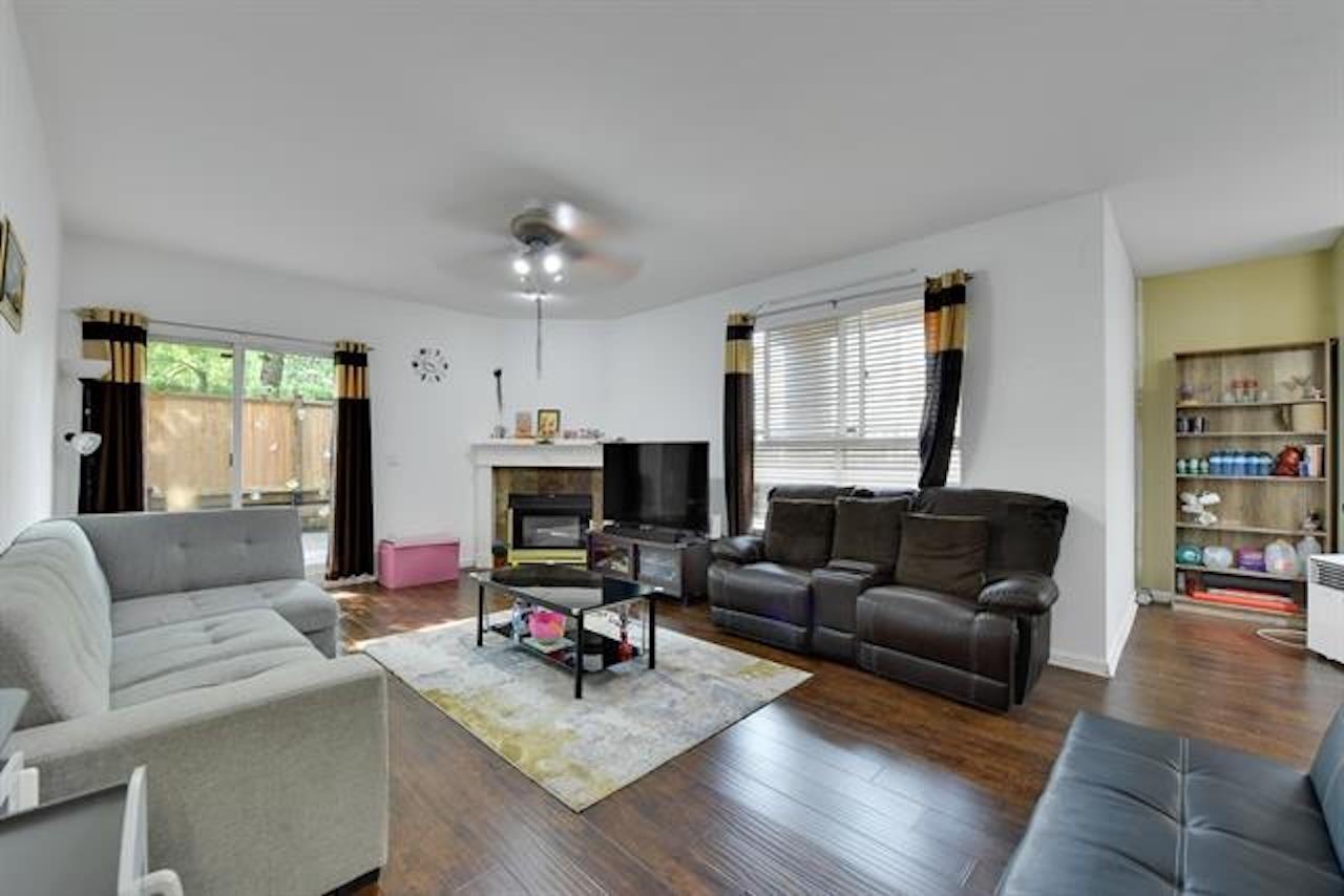 104 14993 101A AVENUE, Surrey, British Columbia