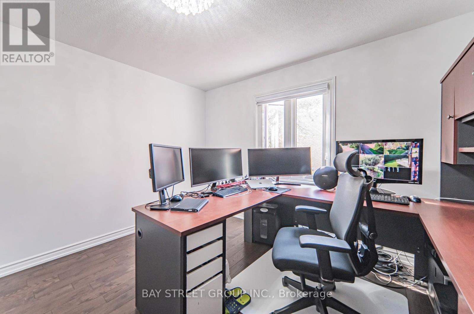 39 Alexandra Wood, Richmond Hill, Ontario  L4B 2L1 - Photo 15 - N12127626
