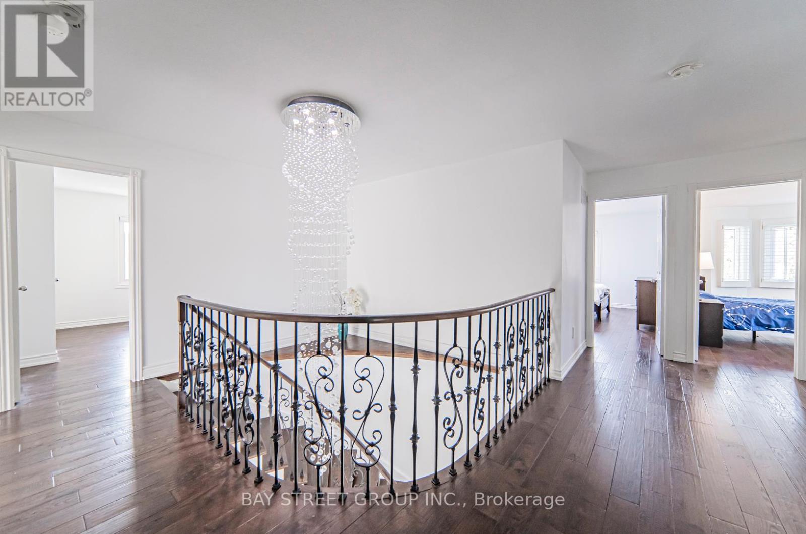 39 Alexandra Wood, Richmond Hill, Ontario  L4B 2L1 - Photo 16 - N12127626