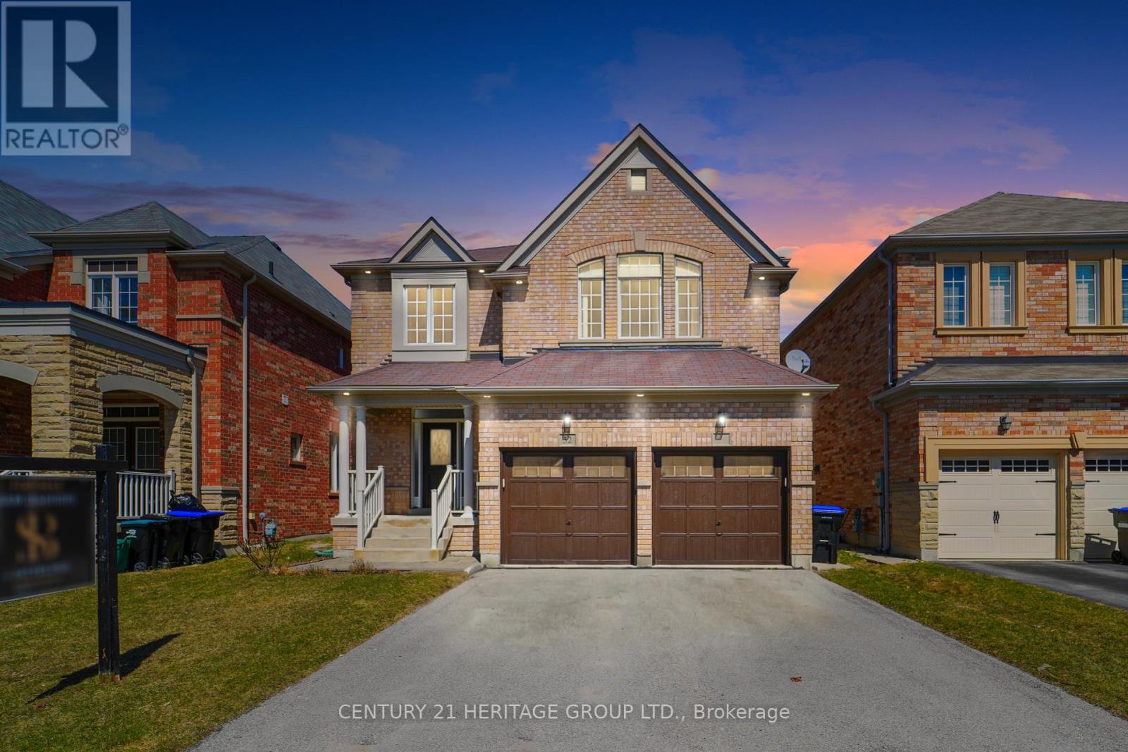 Property at 32 AMBERWING LANDING image 1