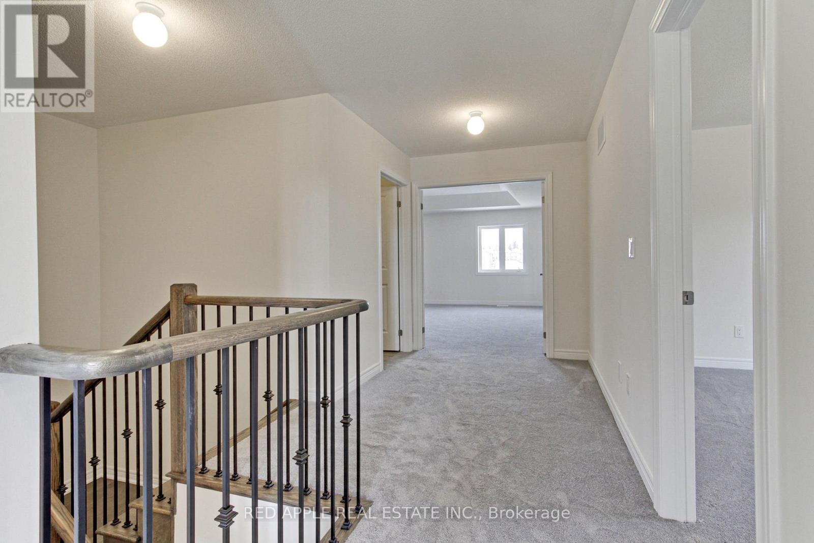 1519 Davis Loop Circle, Innisfil, Ontario  L0L 1W0 - Photo 23 - N12127718