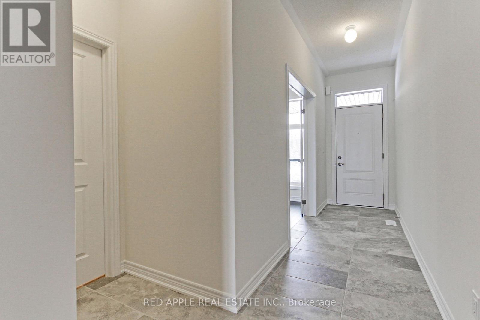 Property at 1519 DAVIS LOOP CIRCLE image 3