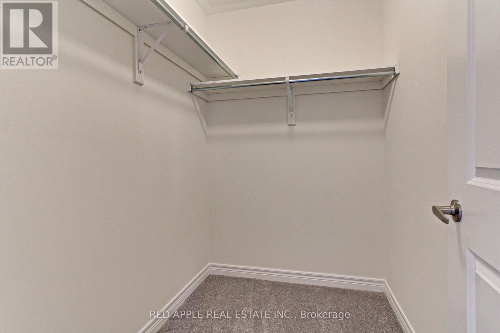 1519 Davis Loop Circle, Innisfil, Ontario  L0L 1W0 - Photo 37 - N12127718