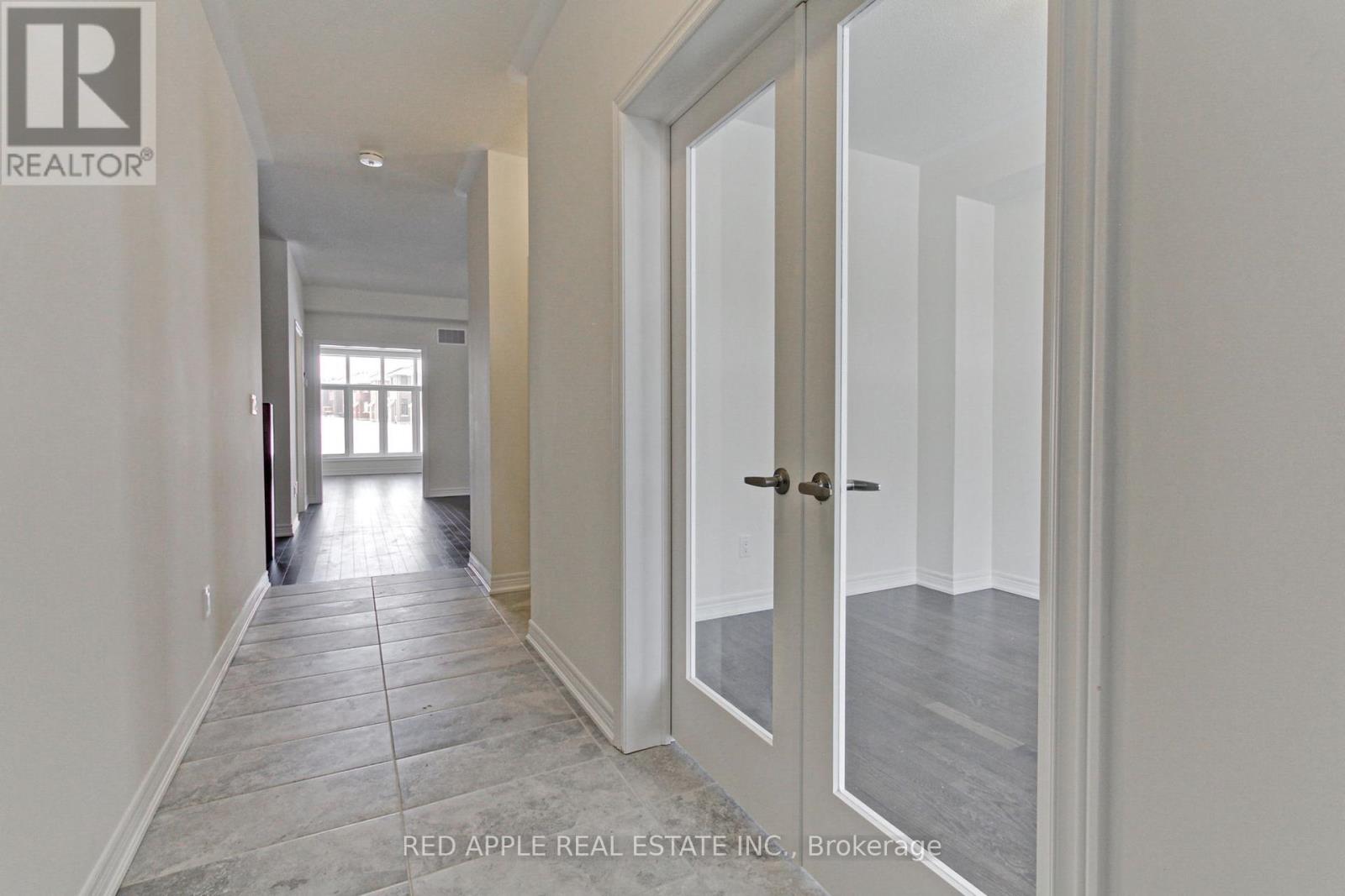 Property at 1519 DAVIS LOOP CIRCLE image 5