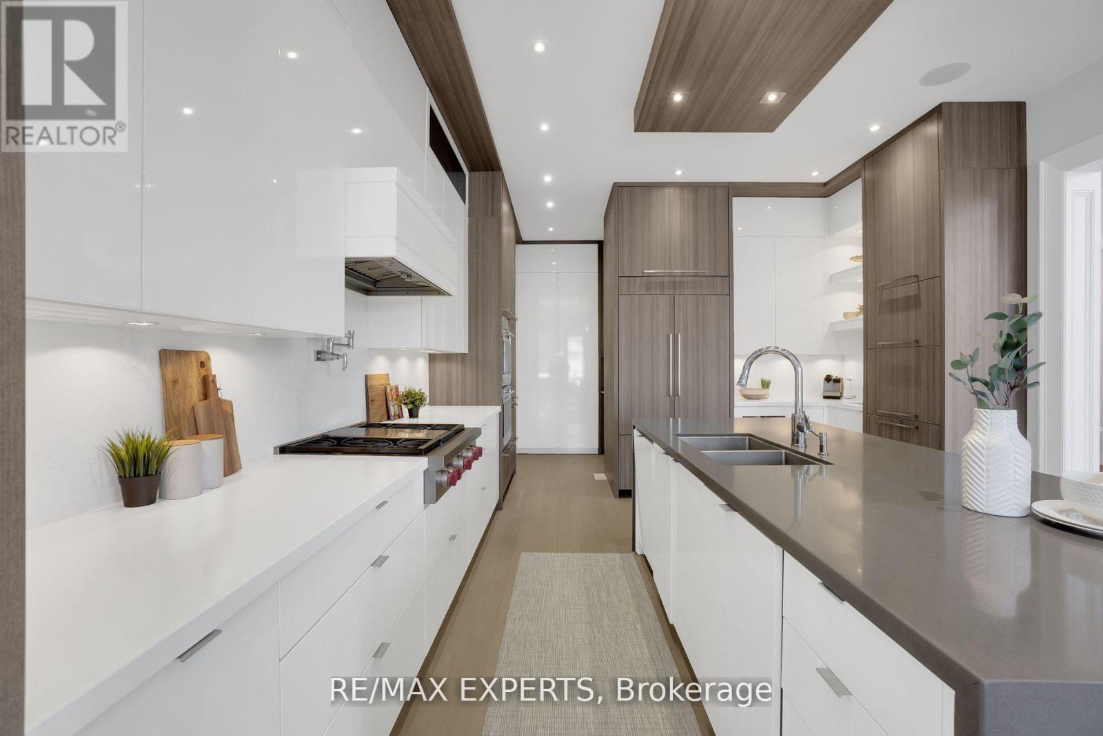 Property at 30 CIRO BARILLARI COURT image 5
