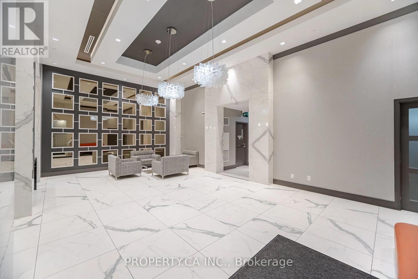 302 - 3700 Highway 7 Road, Vaughan, Ontario  L4L 0G8 - Photo 3 - N12127795