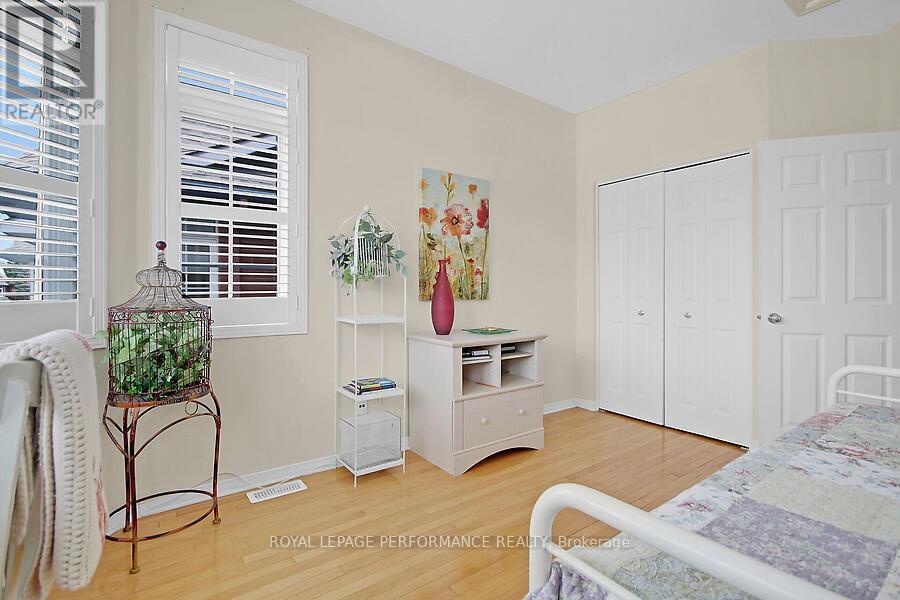 6 Briardale Crescent, Ottawa, Ontario  K2E 1C2 - Photo 35 - X12121005