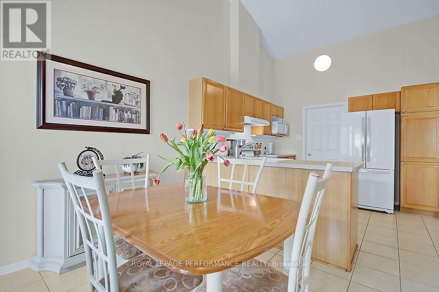 6 Briardale Crescent, Ottawa, Ontario  K2E 1C2 - Photo 20 - X12121005