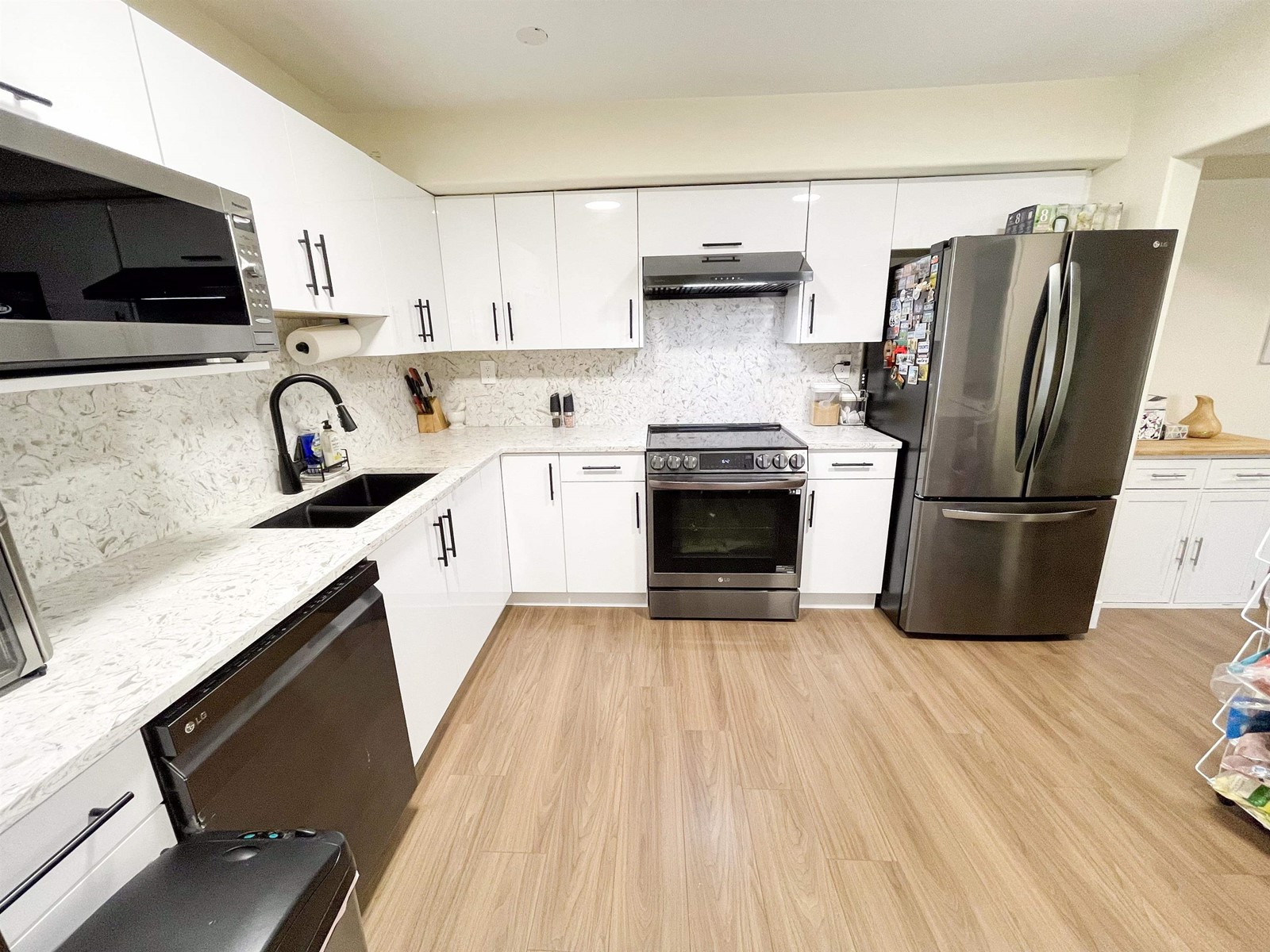 212 11901 89a Avenue, Delta, British Columbia  V4C 3G8 - Photo 11 - R2998052