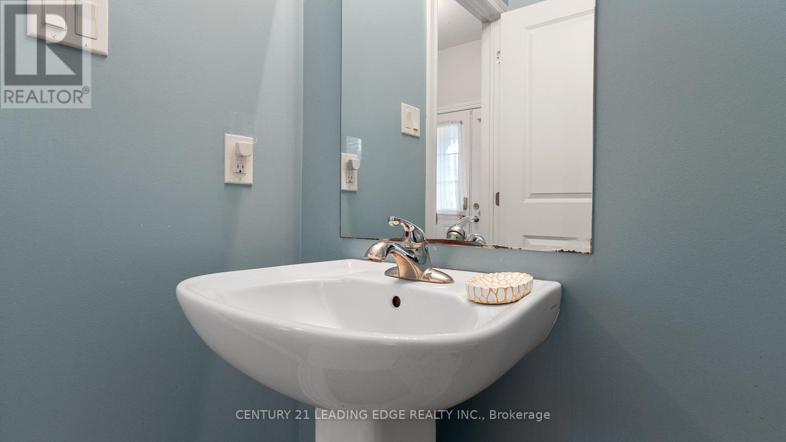 Property at 106 DIANA DRIVE image 4