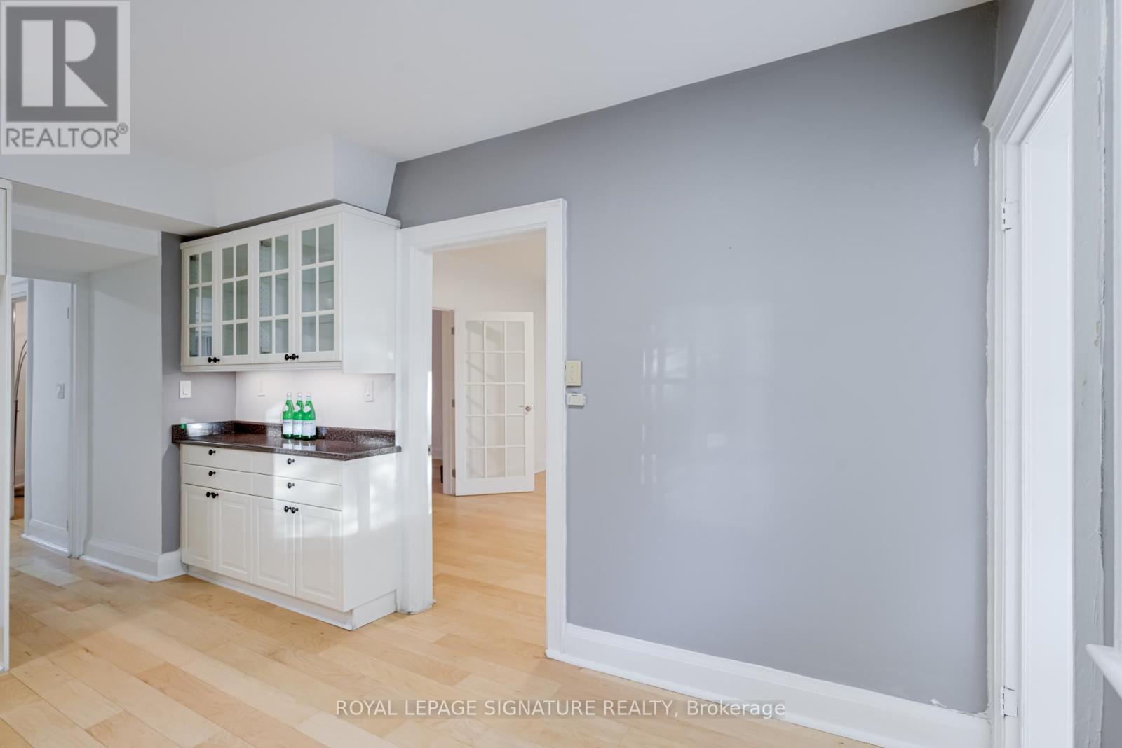 36 Gothic Avenue, Toronto, Ontario  M6P 2V9 - Photo 12 - W12055640