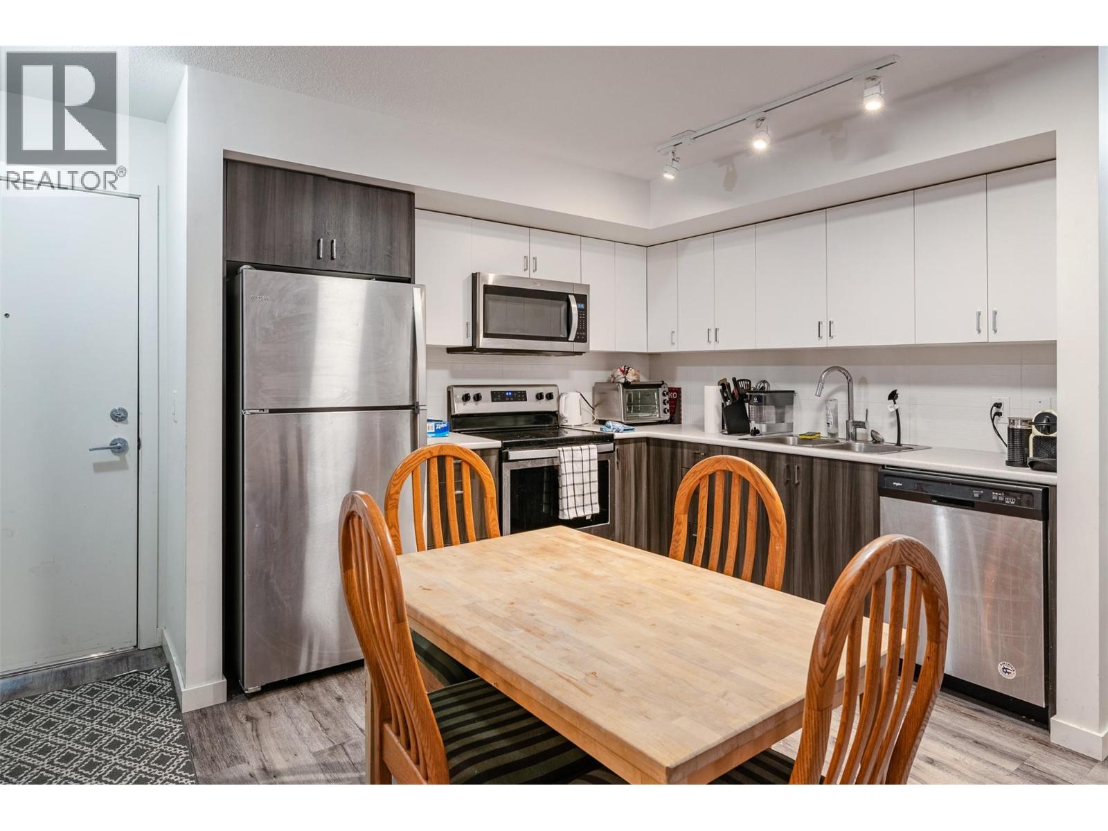 655 Academy Way Unit# 110, Kelowna, British Columbia  V1V 3A4 - Photo 2 - 10346283