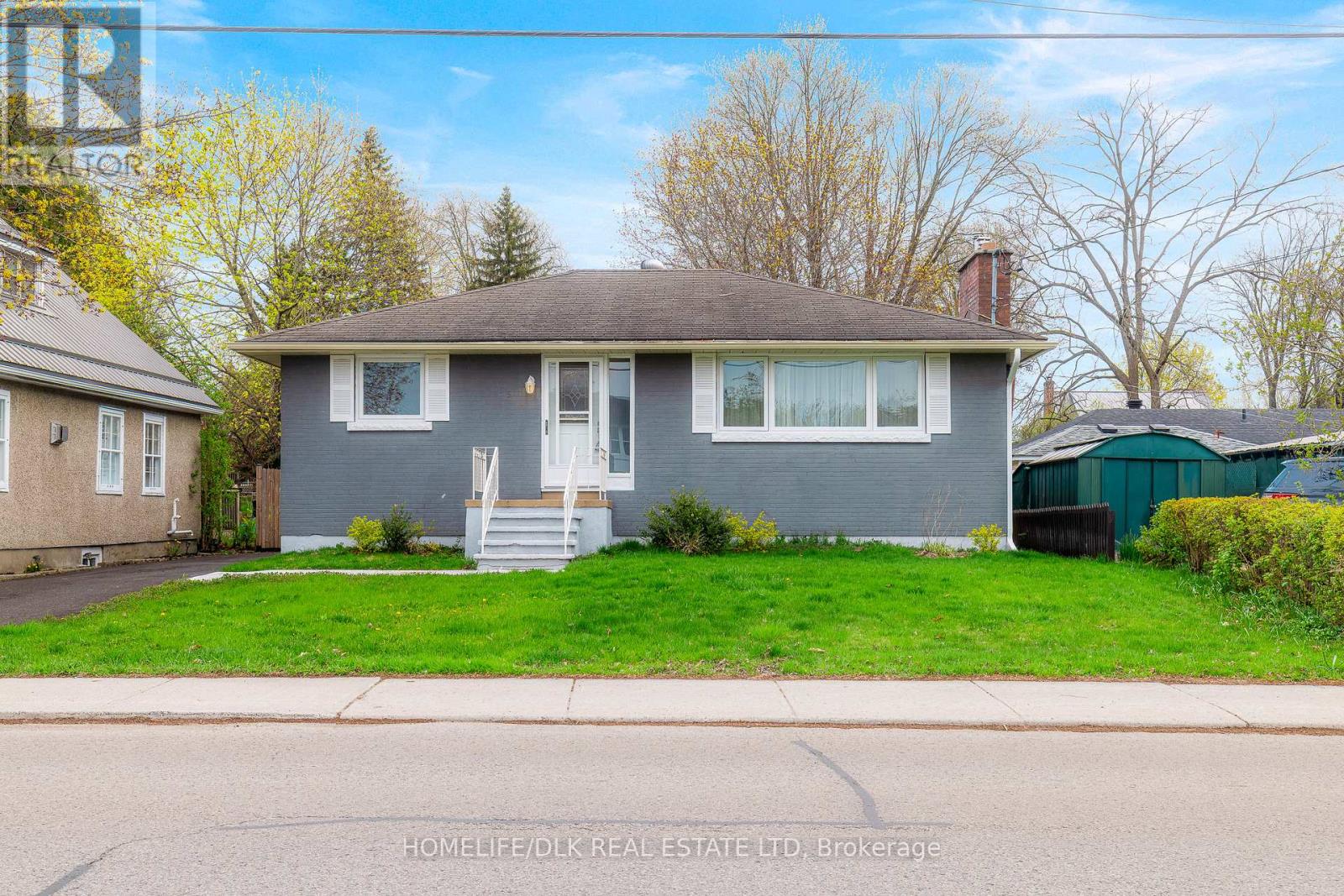 Property at 155 BROCK STREET image 2