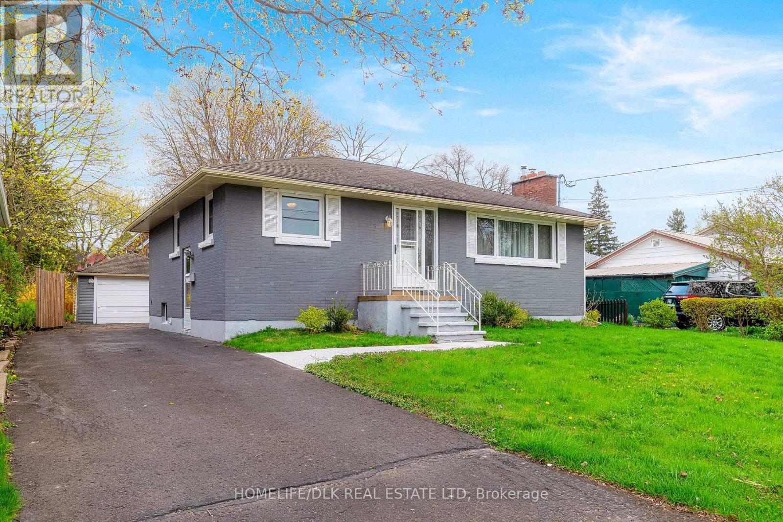 Property at 155 BROCK STREET image 3
