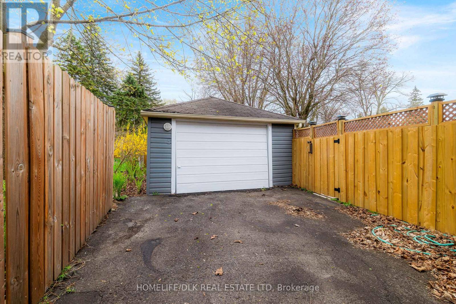 155 Brock Street, Brockville, Ontario  K6V 4G5 - Photo 6 - X12127858