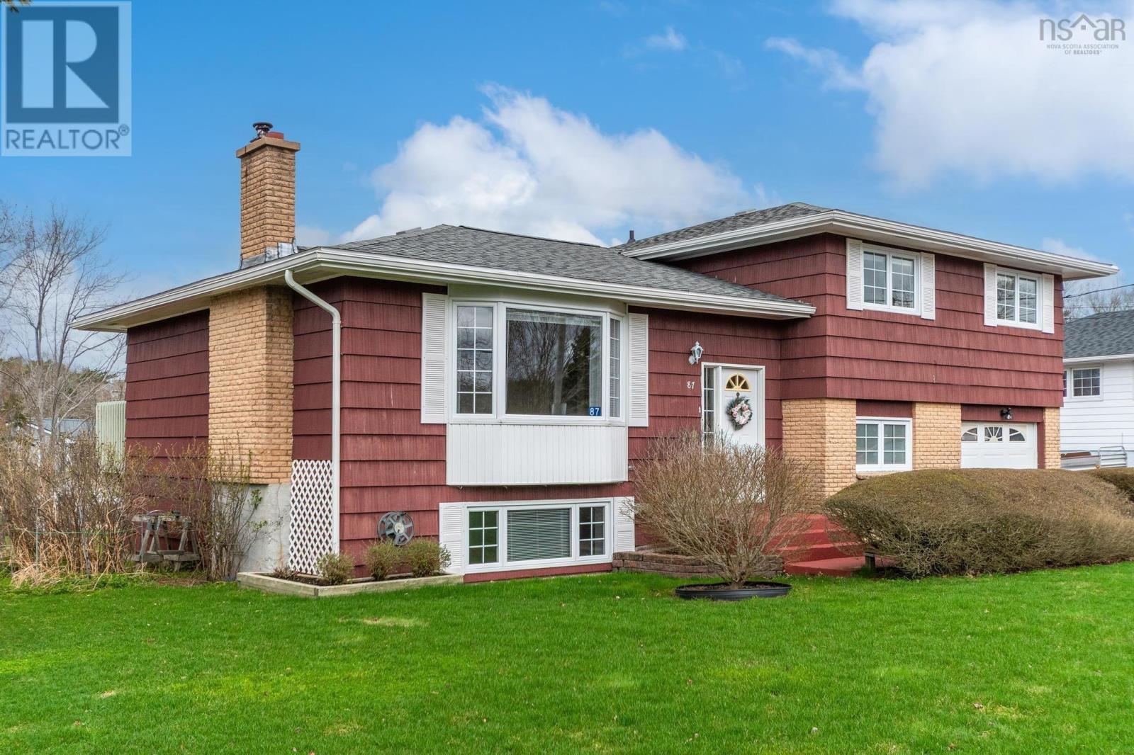 Property at 87 Riverwood Drive image 2