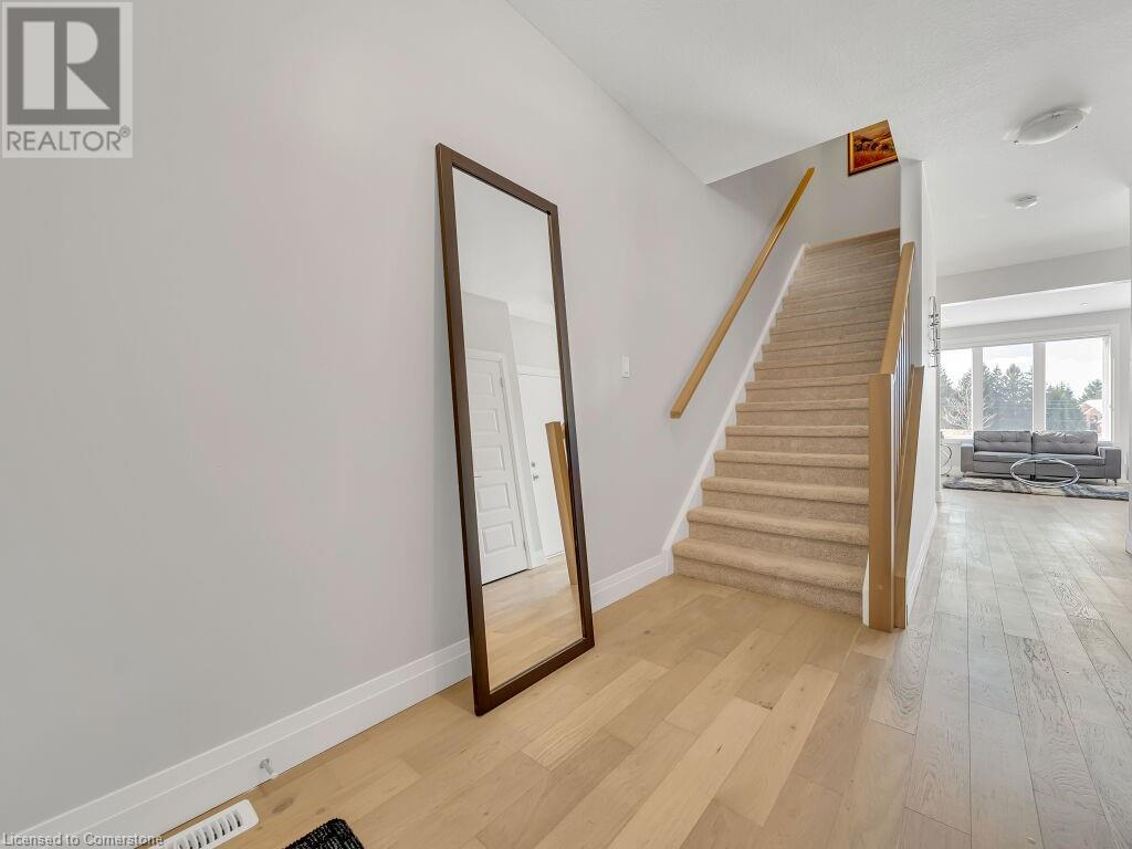 Photo 4 of 24 for 1071 Upperpoint Avenue