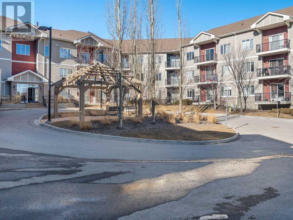 Property at 1108, 1540 Sherwood Boulevard NW image 1