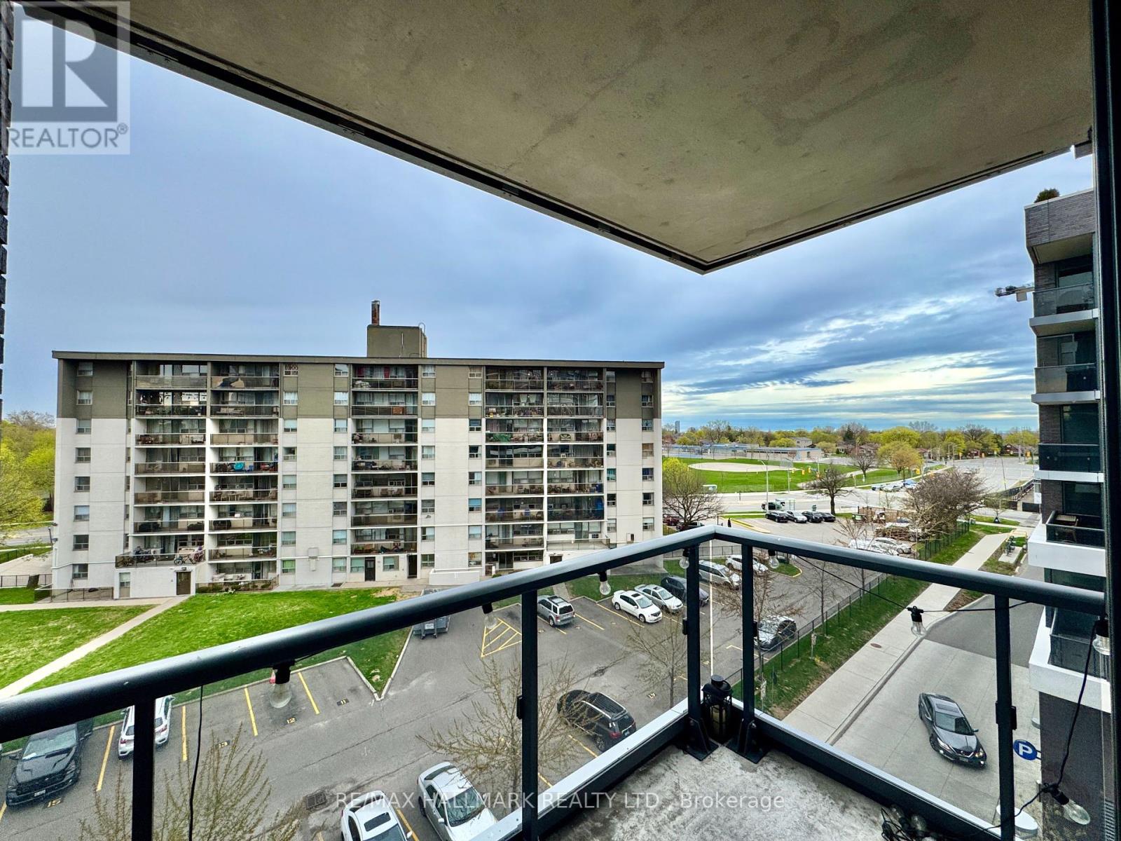 545 - 26 Gibbs Road, Toronto, Ontario  M9B 6L6 - Photo 13 - W12127635