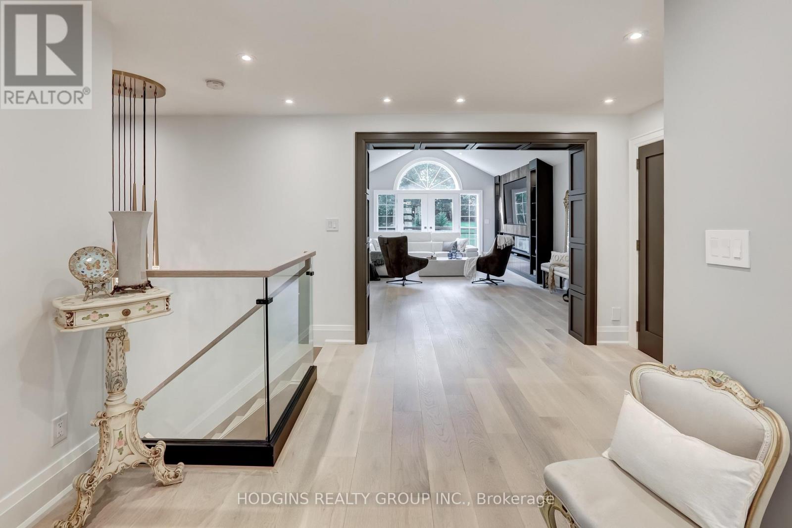1520 Drymen Crescent, Mississauga, Ontario  L5G 2P2 - Photo 8 - W12127700