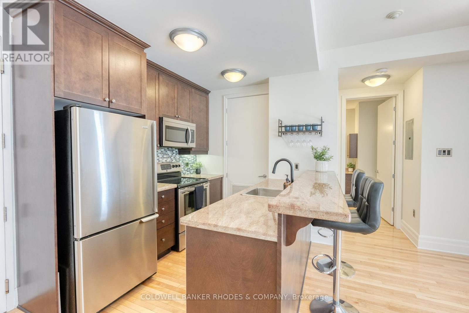 605 - 420 Berkley Avenue, Ottawa, Ontario  K2A 4H5 - Photo 6 - X12127891