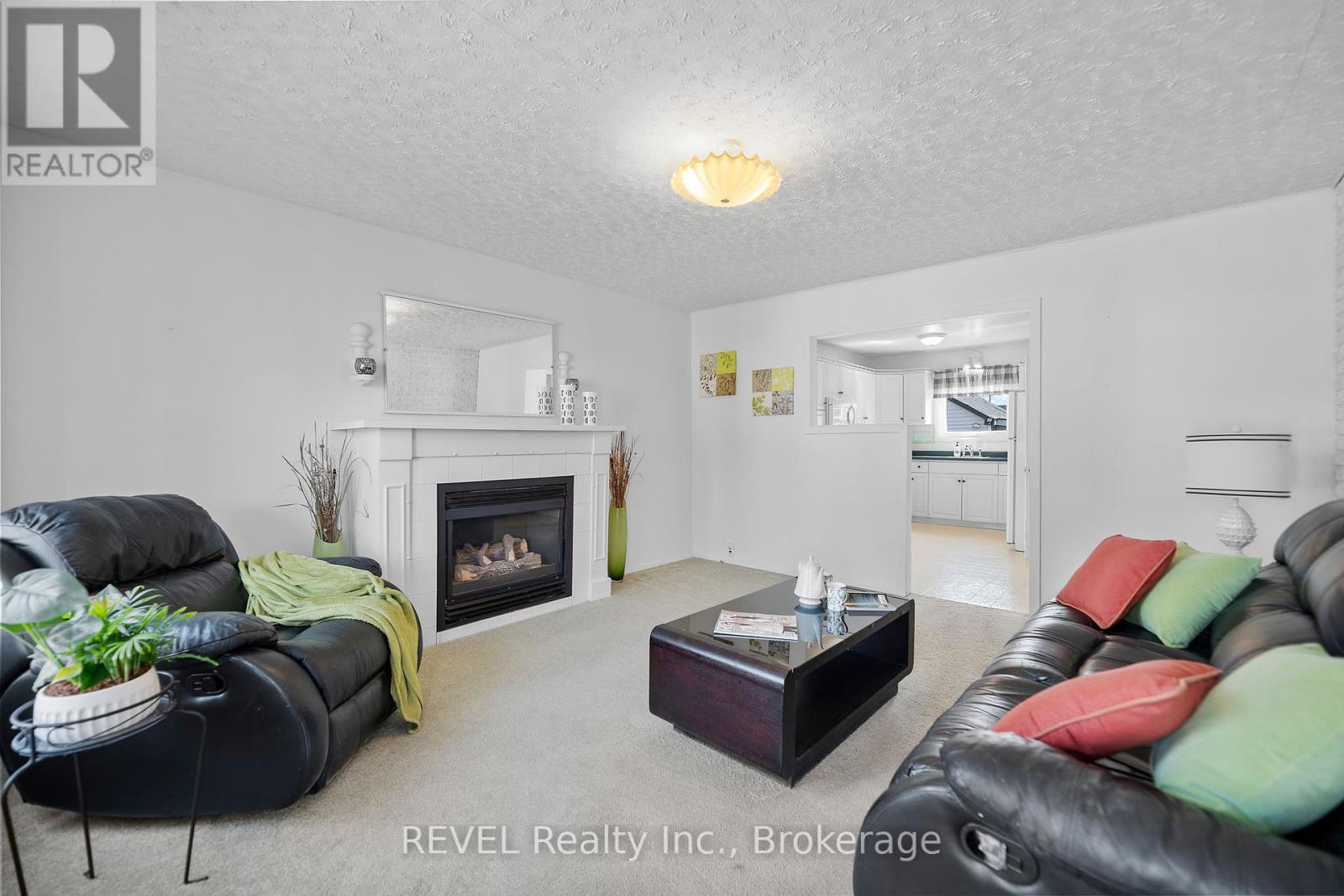 298 Mcalpine Avenue S, Welland, Ontario  L3B 1V2 - Photo 6 - X12127852