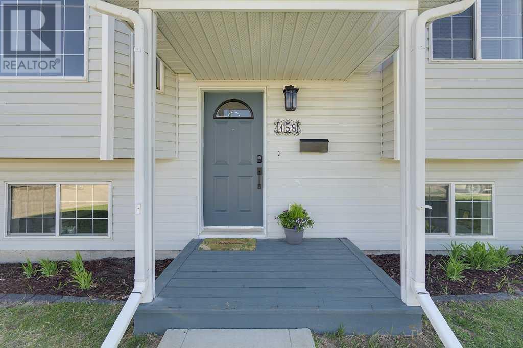 Property at 158 Kirkland Close image 3