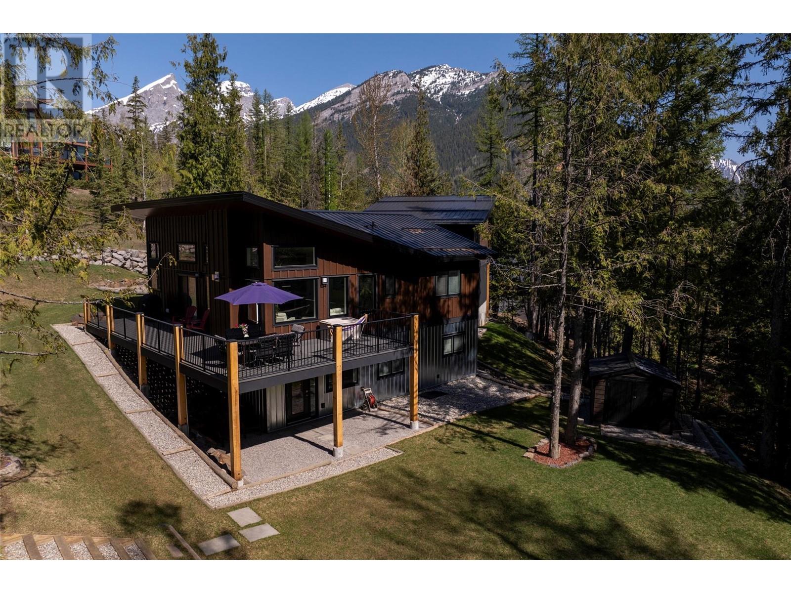 9 Lodge Trail Lane, Fernie, British Columbia  V0B 1M5 - Photo 17 - 10342865