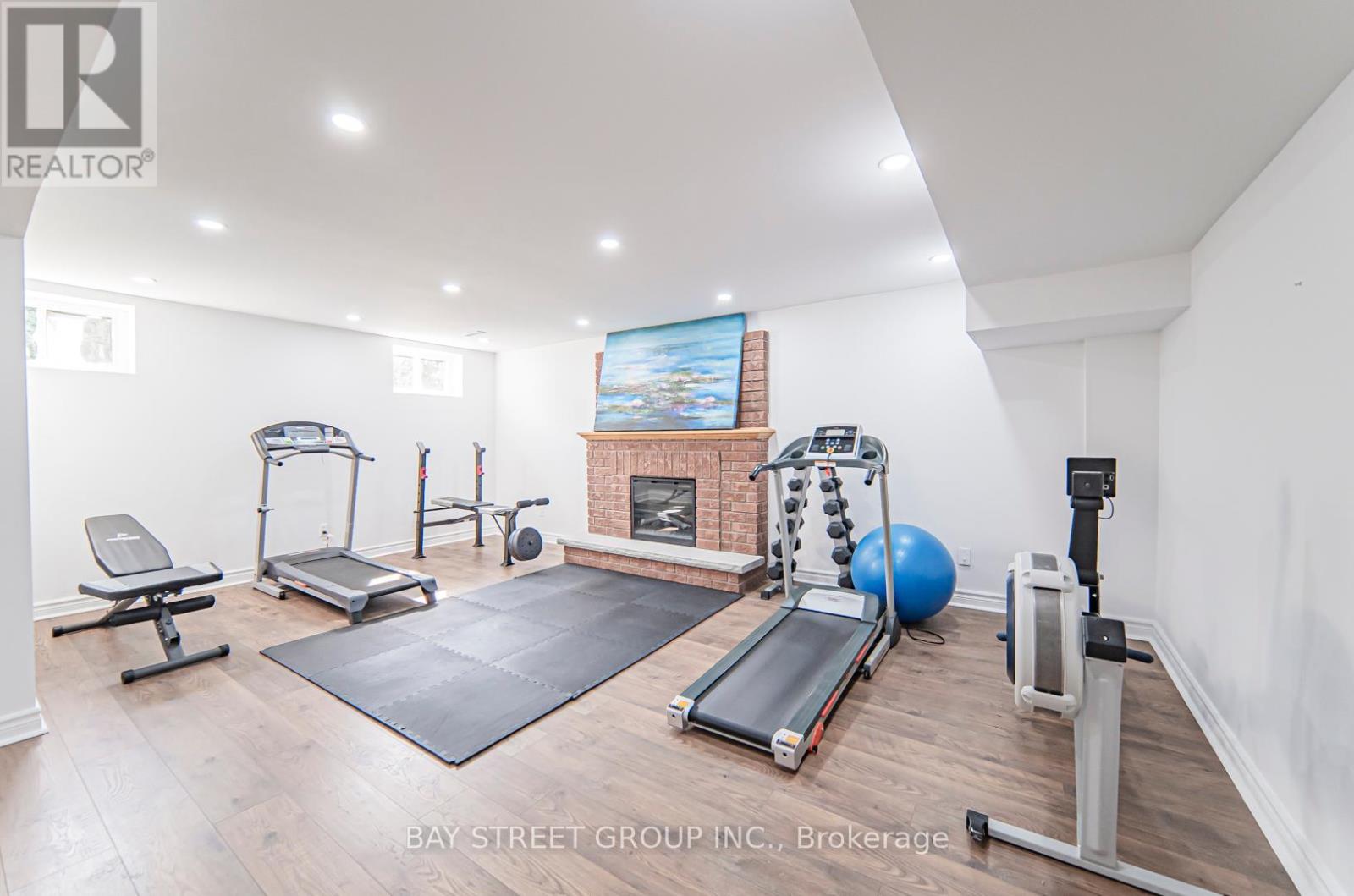 39 Alexandra Wood, Richmond Hill, Ontario  L4B 2L1 - Photo 32 - N12127626