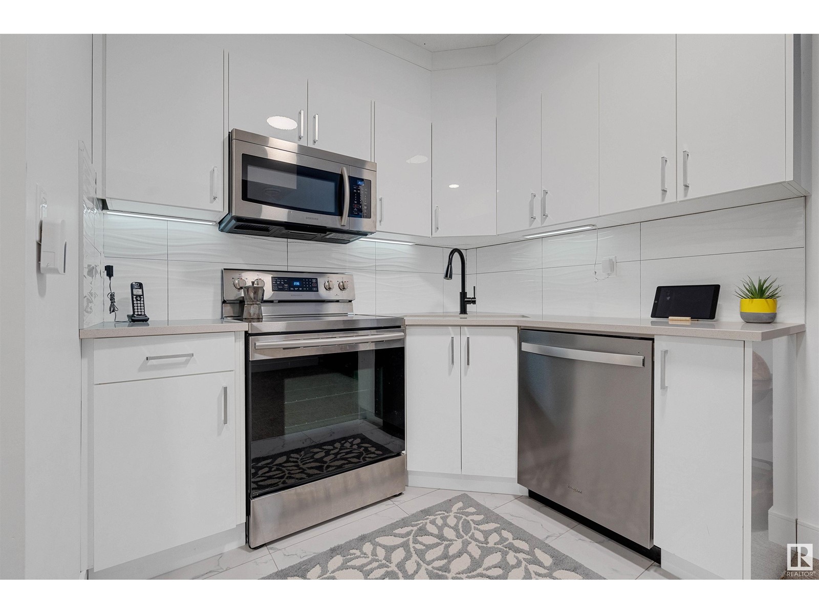 6818 105a St Nw Nw, Edmonton, Alberta  T6H 2R2 - Photo 40 - E4431845