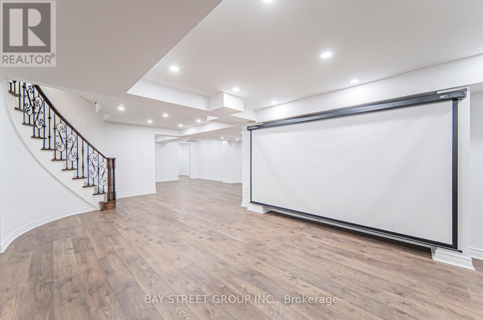 39 Alexandra Wood, Richmond Hill, Ontario  L4B 2L1 - Photo 31 - N12127626