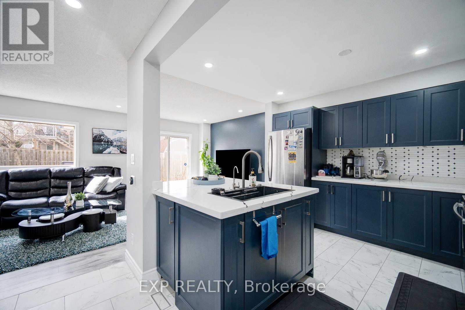 179 Henhoeffer Crescent, Kitchener, Ontario  N2E 4H1 - Photo 12 - X12127628