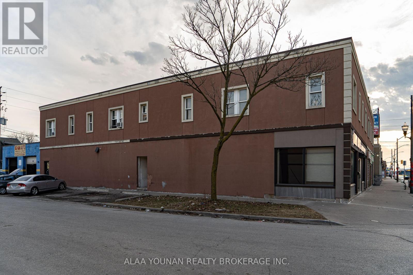 679 Wyandotte Street E, Windsor, Ontario  N9A 3J3 - Photo 11 - X12127630
