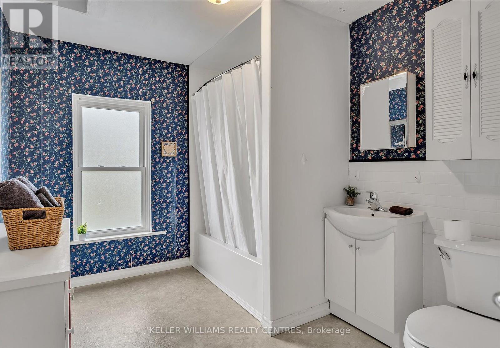 104 Princess Street, Peterborough, Ontario  K9J 2A9 - Photo 29 - X12127640