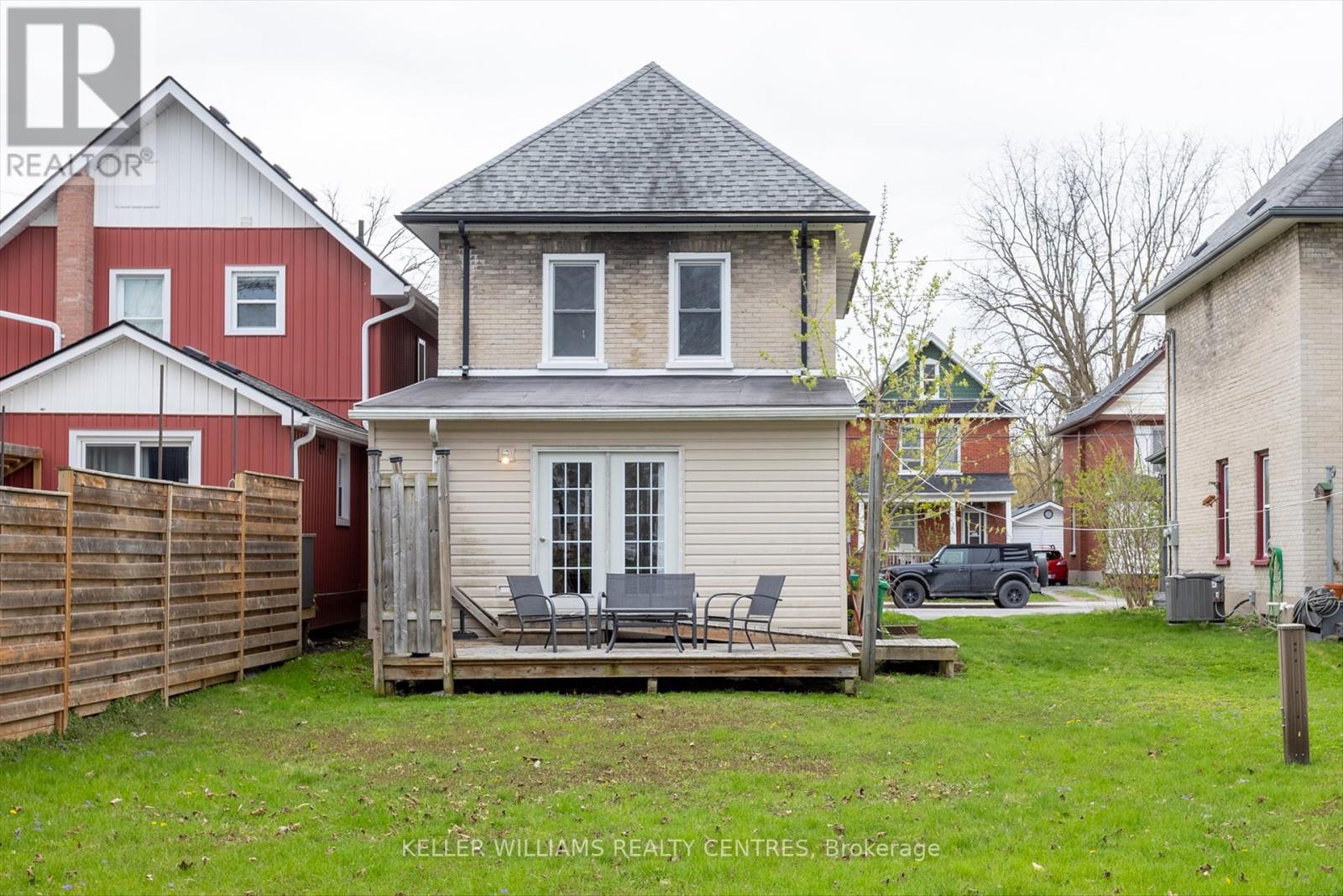 104 Princess Street, Peterborough, Ontario  K9J 2A9 - Photo 35 - X12127640