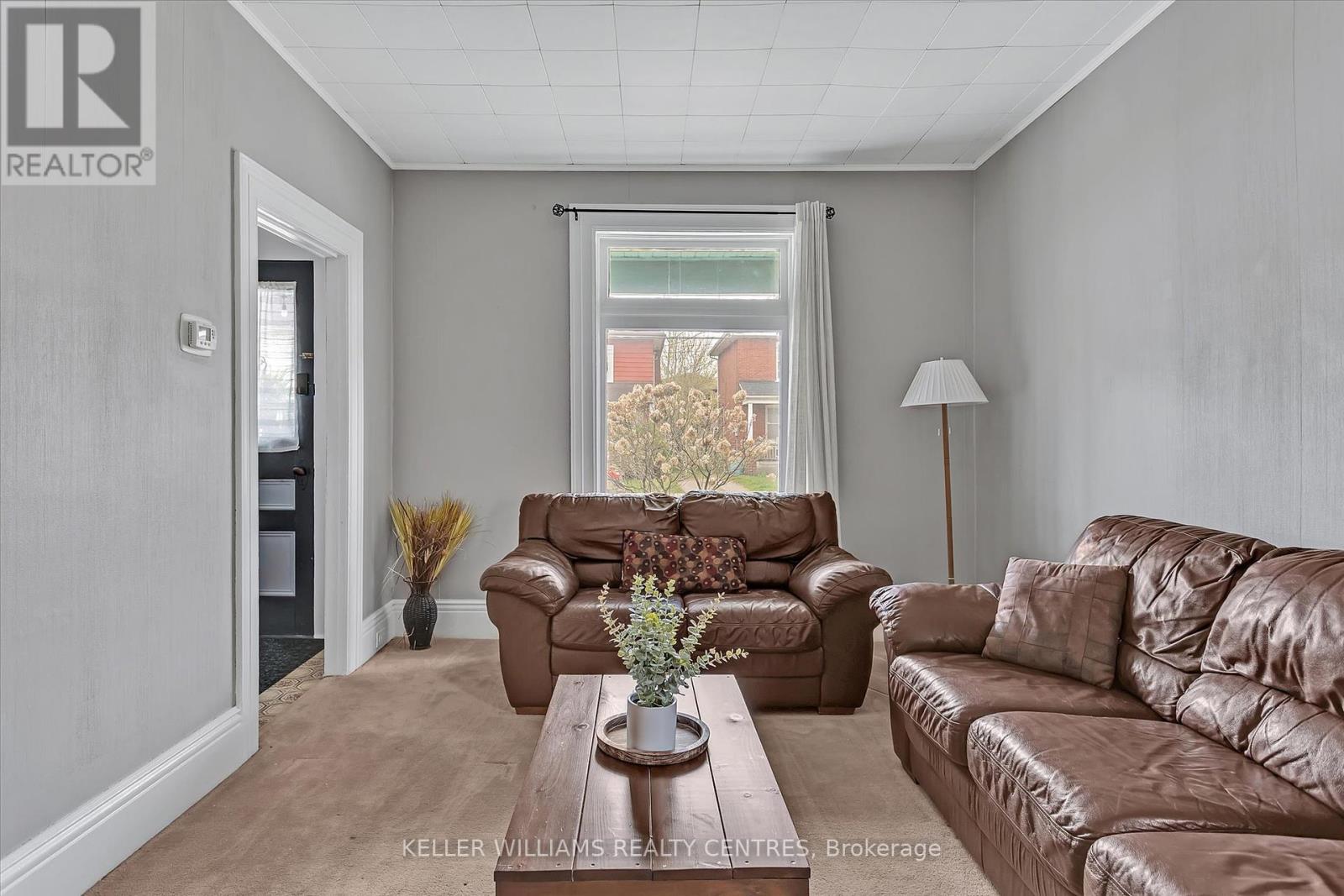 104 Princess Street, Peterborough, Ontario  K9J 2A9 - Photo 8 - X12127640