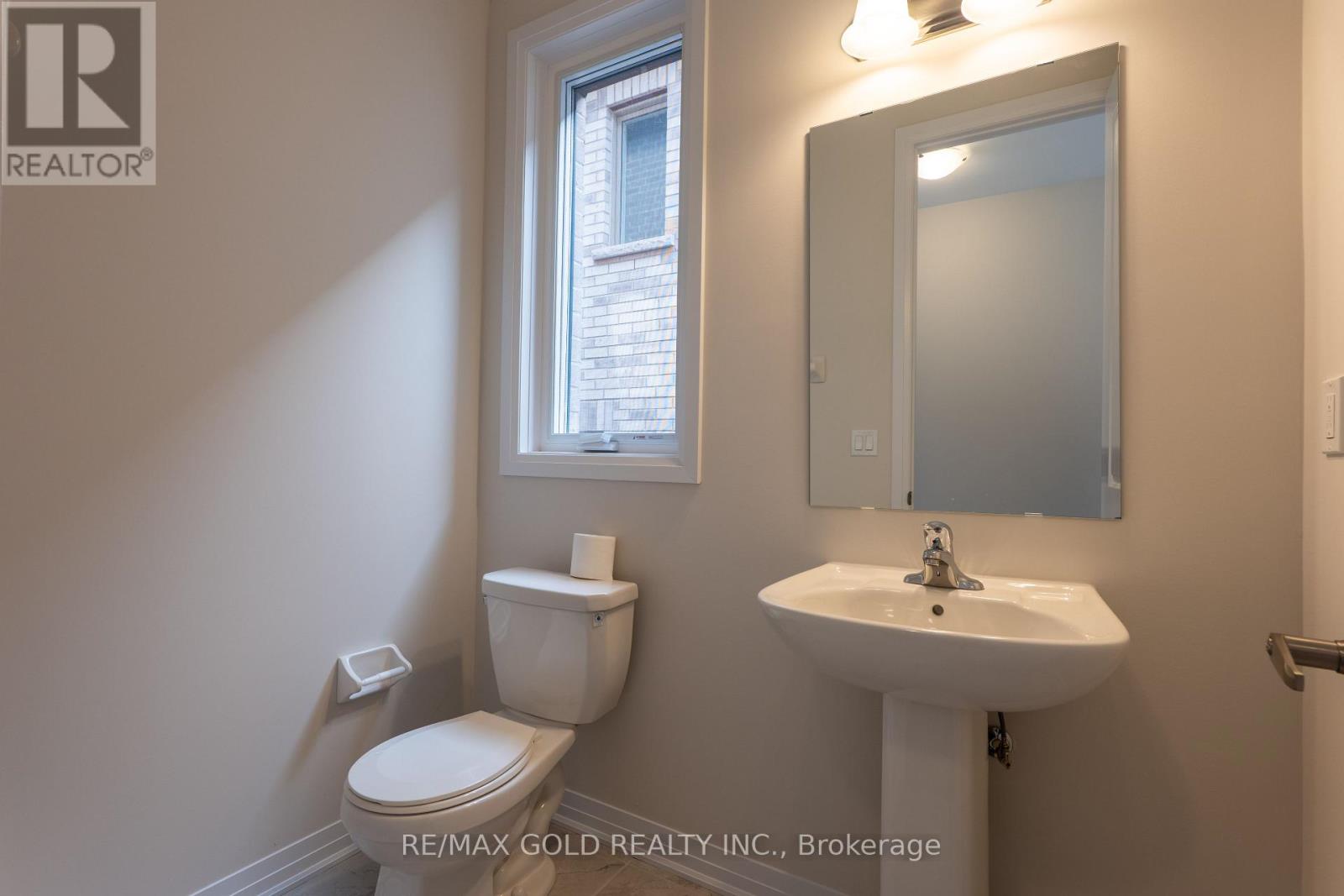 70 Conboy Drive, Erin, Ontario  N0B 1T0 - Photo 16 - X12127663
