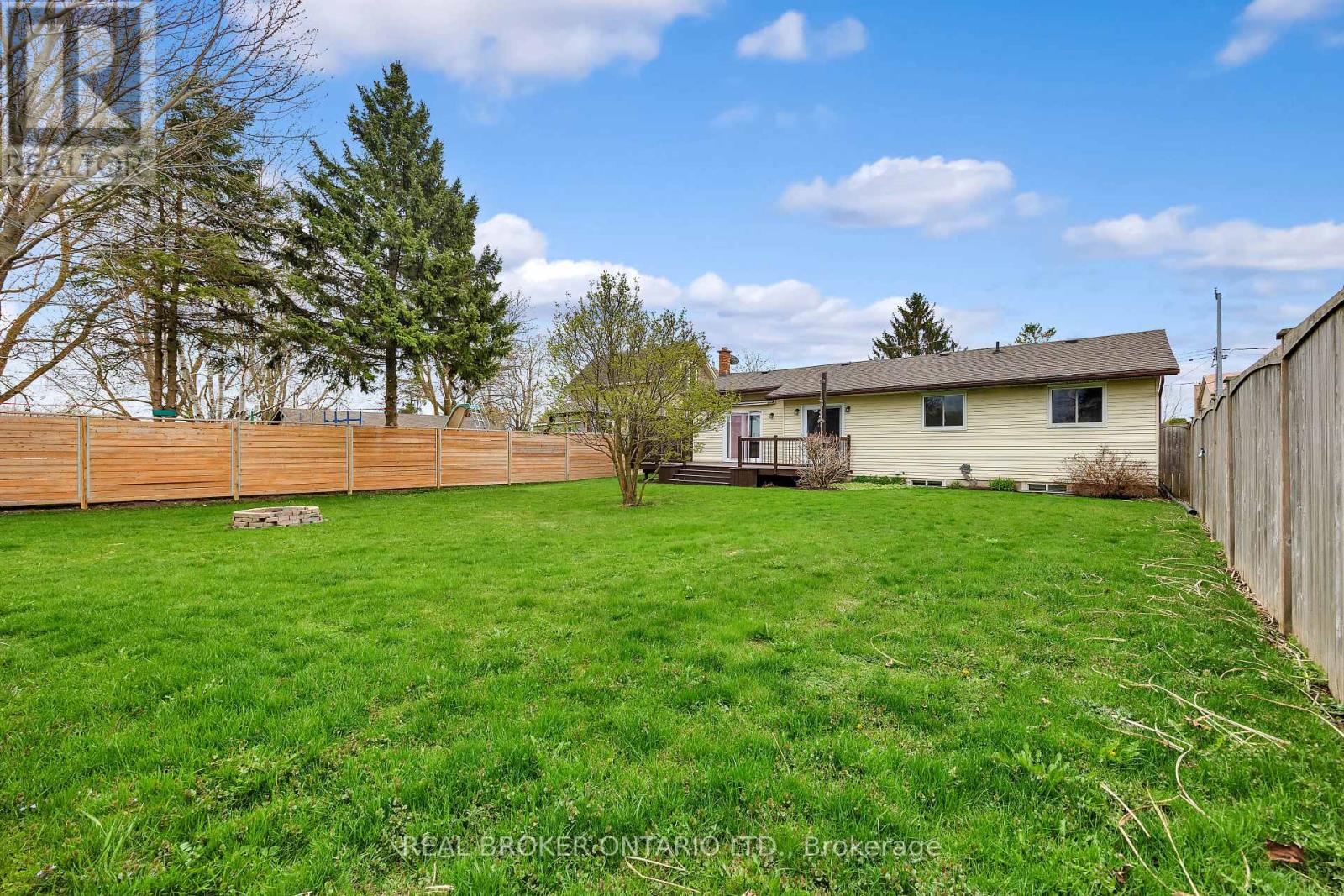 550 Raglan Street, Minto, Ontario  N0G 2P0 - Photo 25 - X12127741
