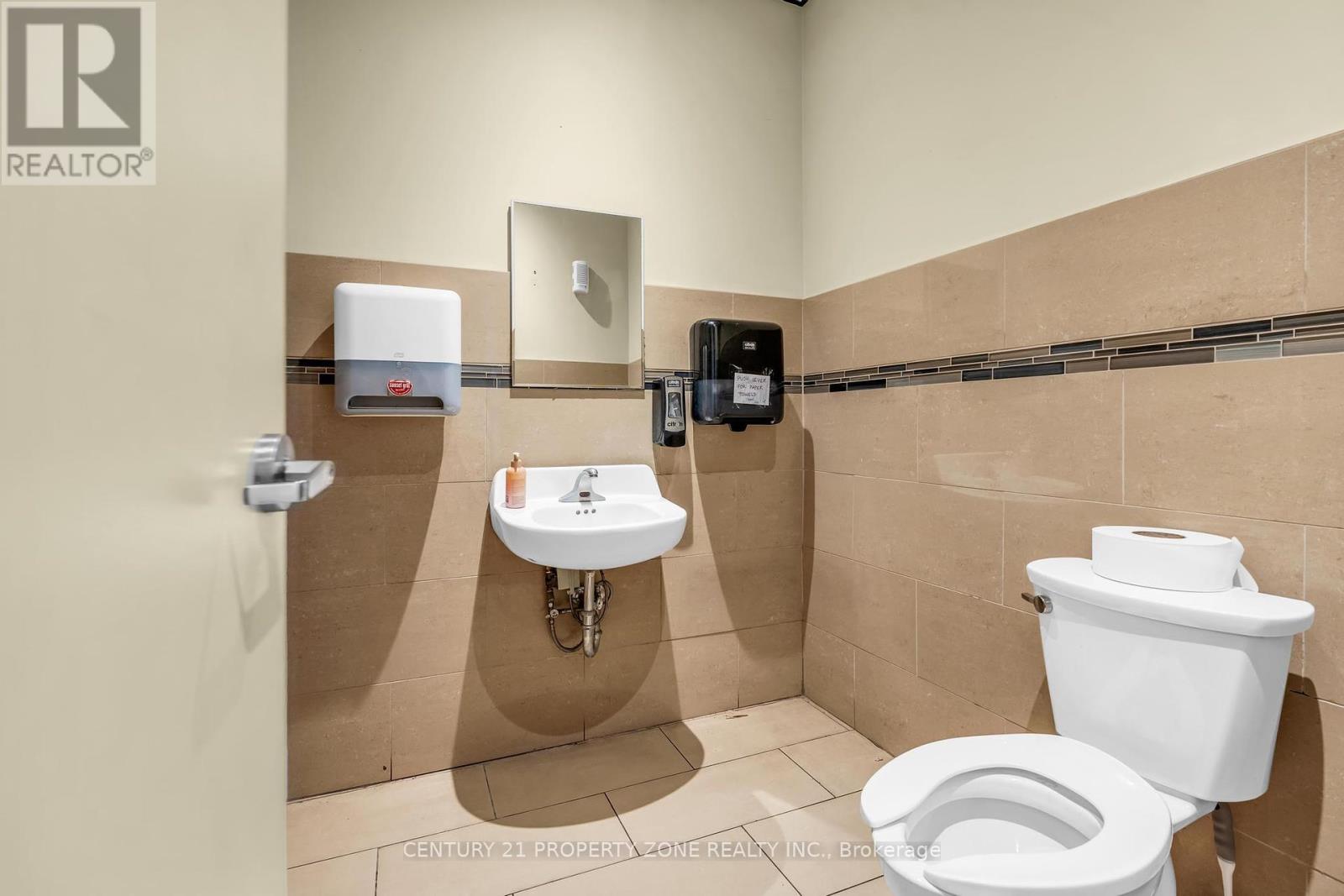 594 Hespeler Road, Cambridge, Ontario  N1R 6J8 - Photo 37 - X12127762