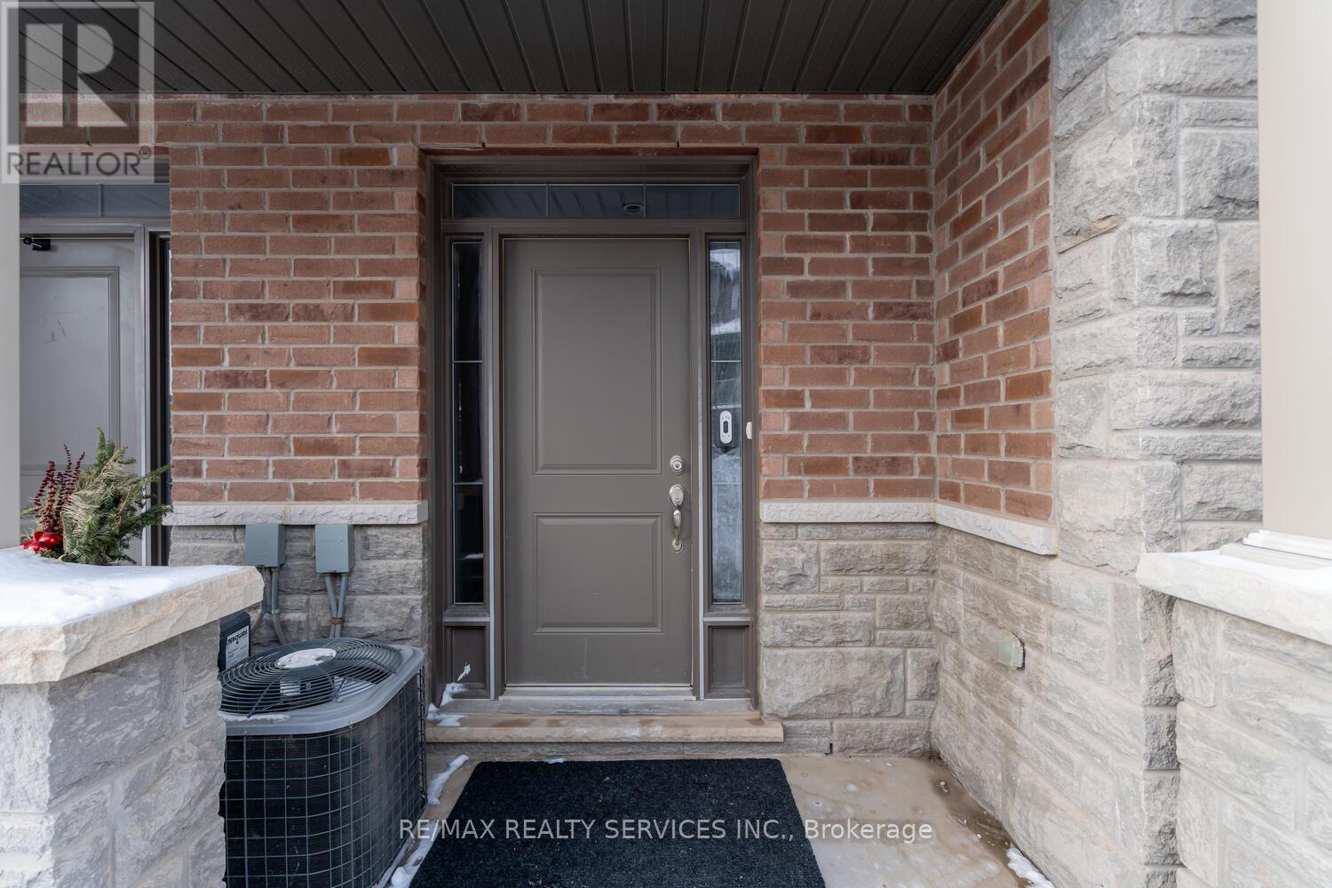 7 Ridgeside Lane, Hamilton, Ontario  L0R 2H1 - Photo 5 - X12127785