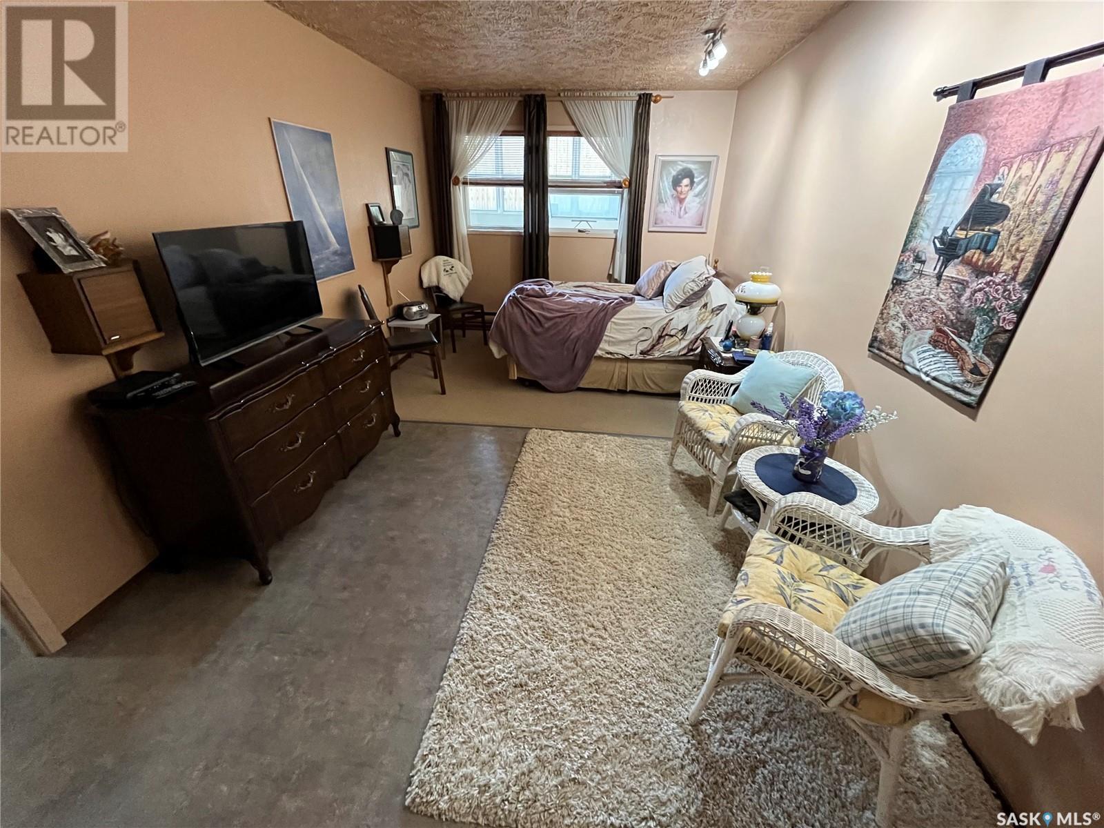 13 228 3rd Street, Weyburn, Saskatchewan  S4H 0W6 - Photo 21 - SK004831