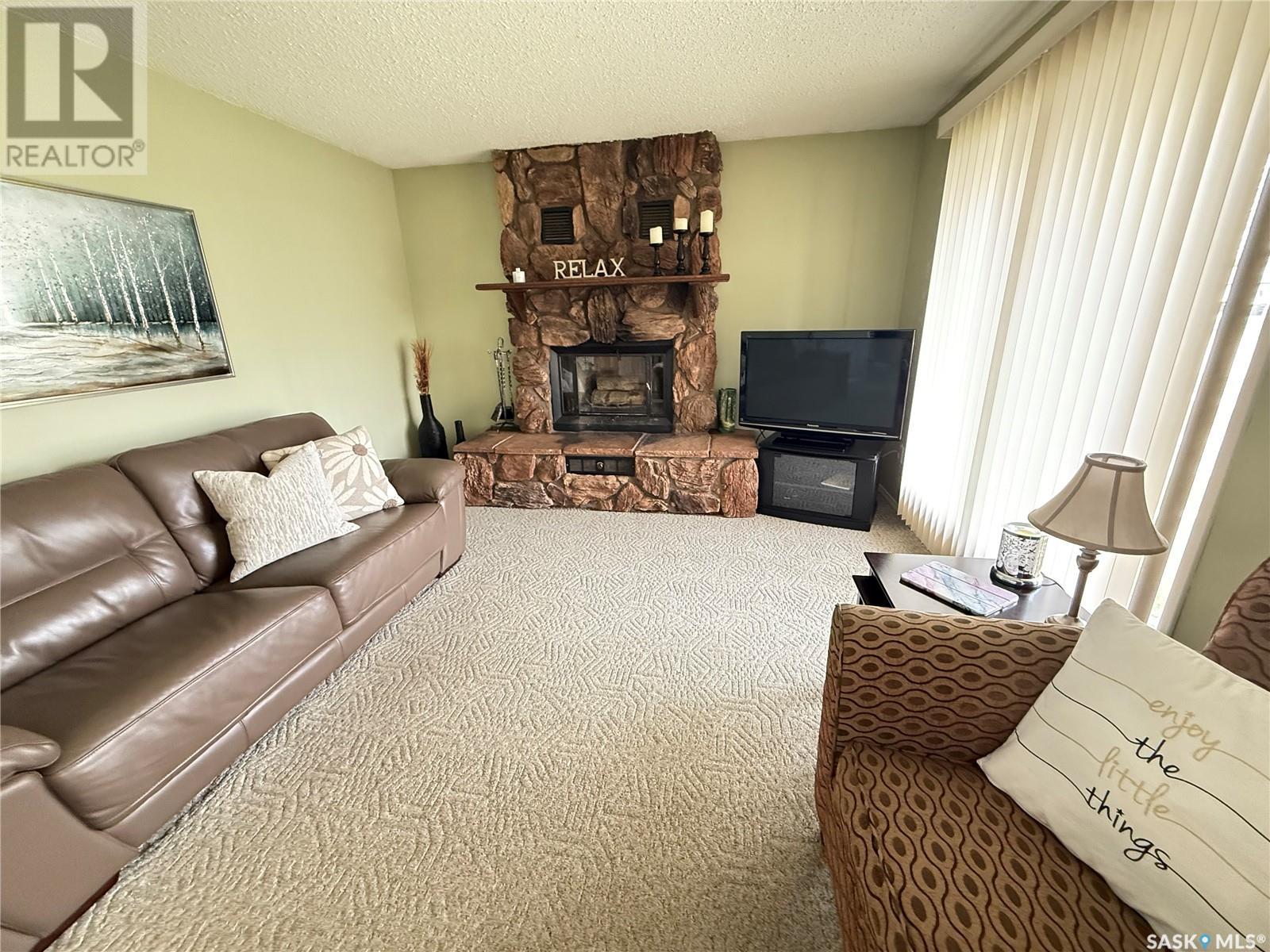 610 Carbon Avenue, Bienfait, Saskatchewan  S0C 0M0 - Photo 7 - SK004798