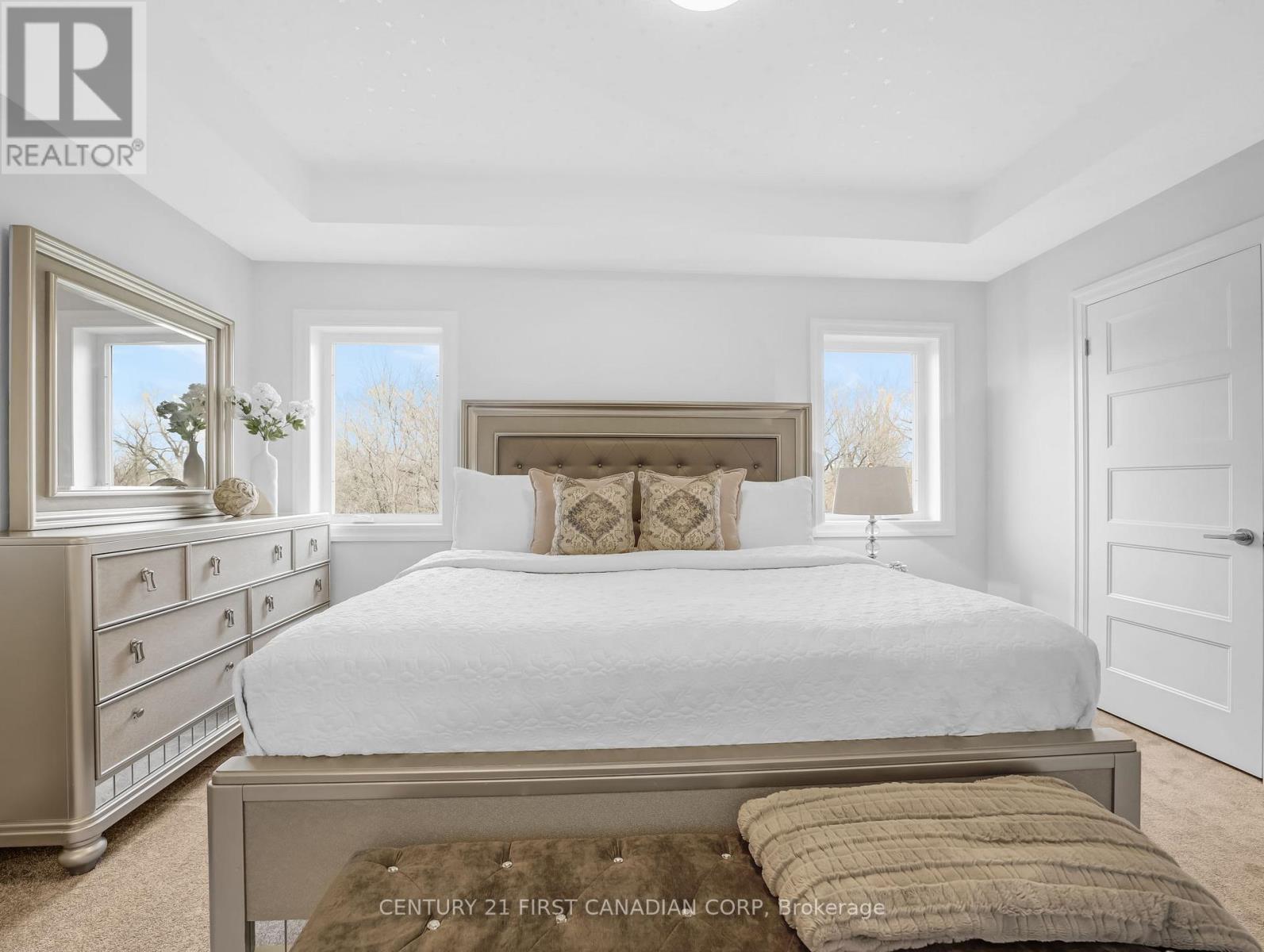 207 Union Avenue, Middlesex Centre, Ontario  N0L 1R0 - Photo 20 - X12127817