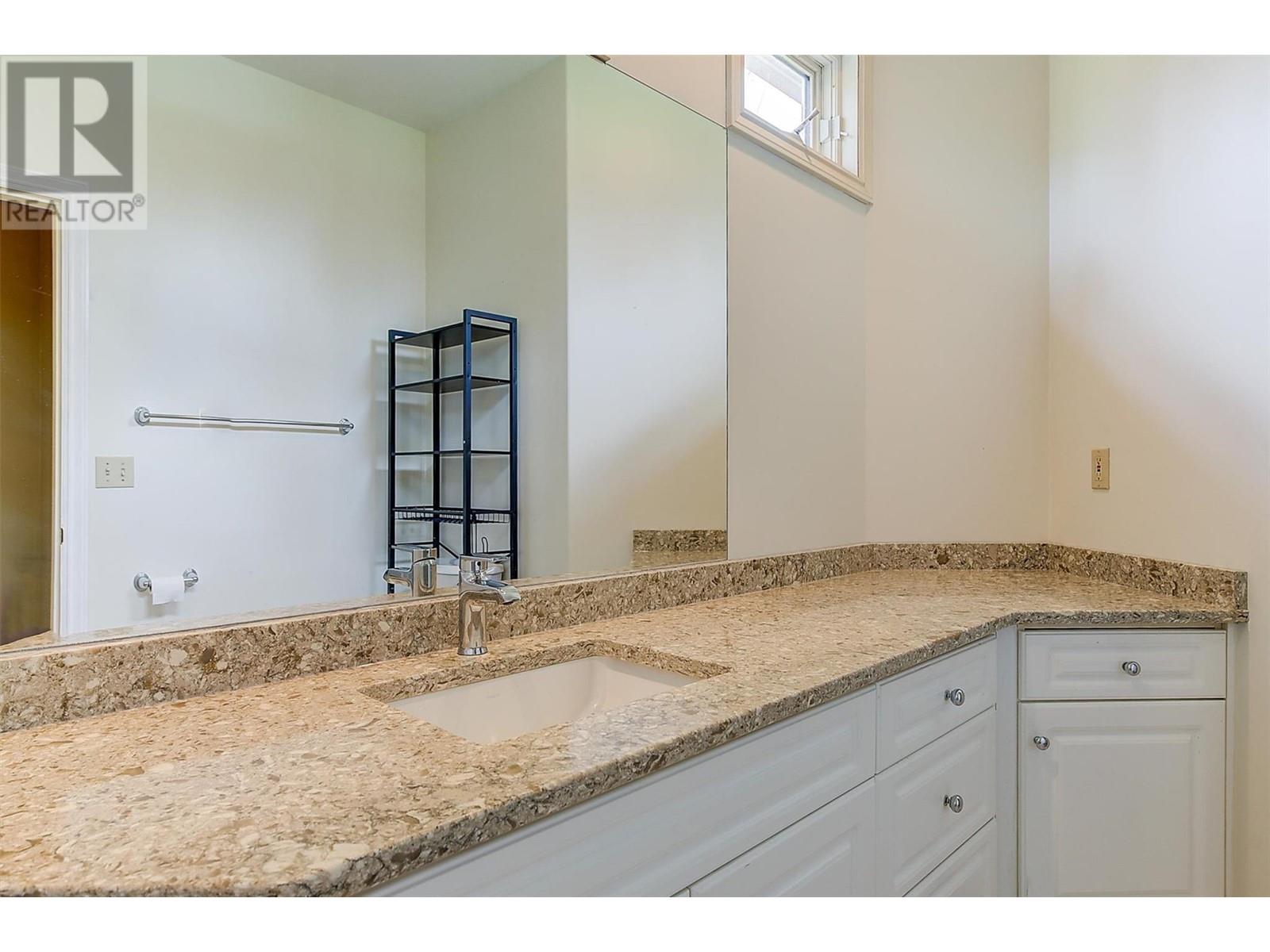 Property at 3605 Luxmoore Road image 2
