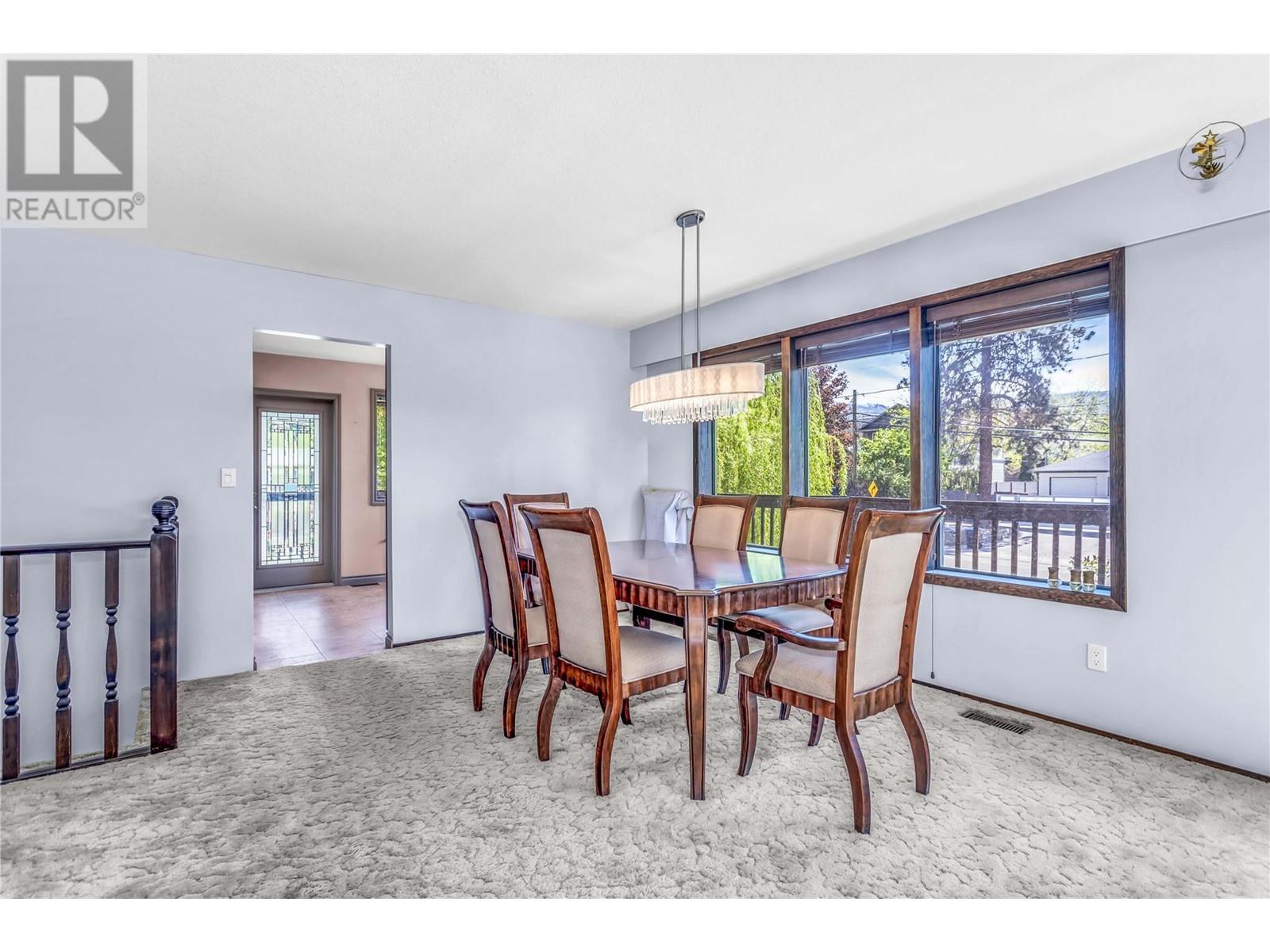 770 Raymer Road, Kelowna, British Columbia  V1W 1H8 - Photo 8 - 10346431